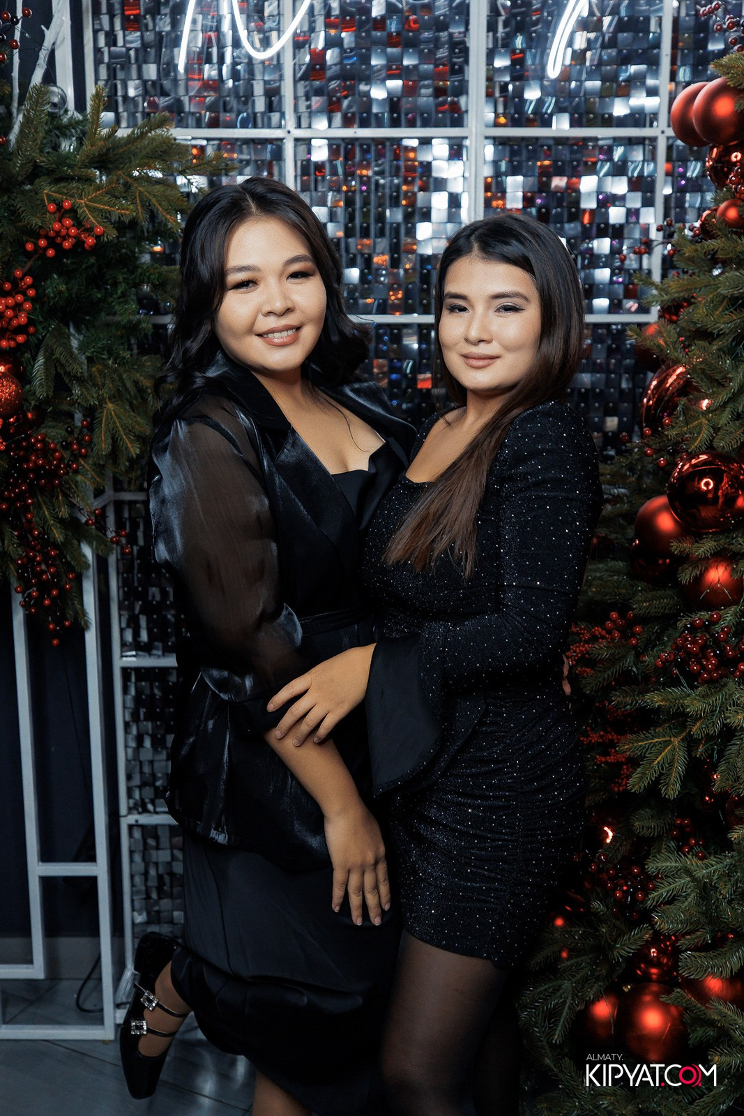 FRIENDS BAR & TERRACE. КИПЯТКОМ АЛМАТЫ!