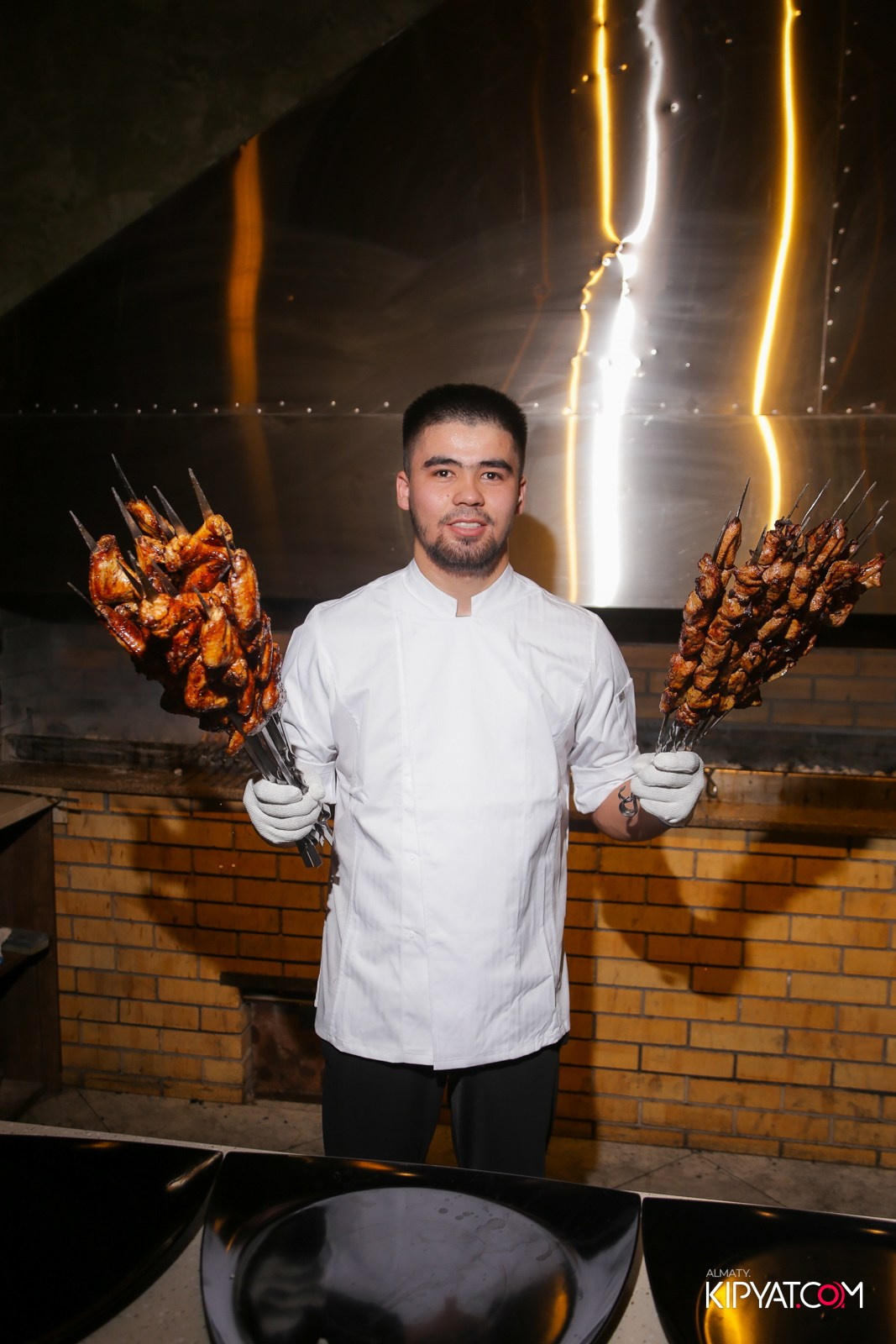 РЕСТОРАН РАХАТ. КИПЯТКОМ АЛМАТЫ!