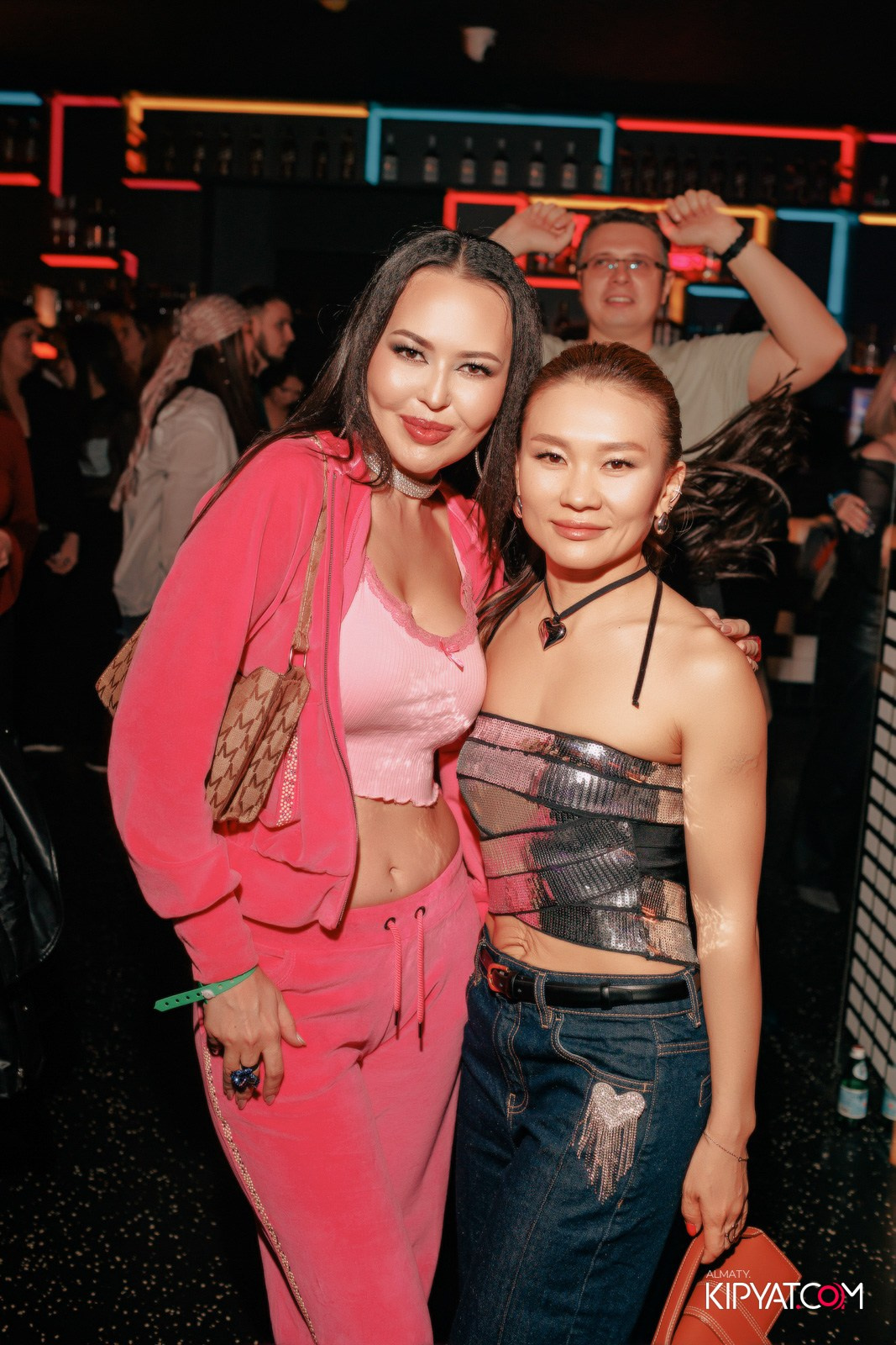 BEAUTY ЁЛКА SANTA BARBARA SPECIAL GUEST ГРУППА MILLENIUM 5 ТРИБЬЮТ ШОУ. КИПЯТКОМ АЛМАТЫ! Фотосъемка мероприятий в Алматы