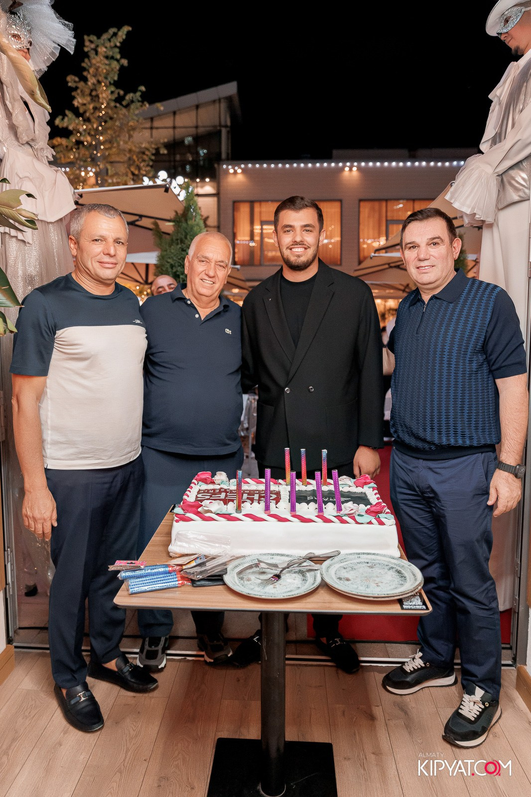 ОФИЦИАЛЬНОЕ ОТКРЫТИЕ РЕСТОРАНА BIG CHEFS. КИПЯТКОМ АЛМАТЫ!