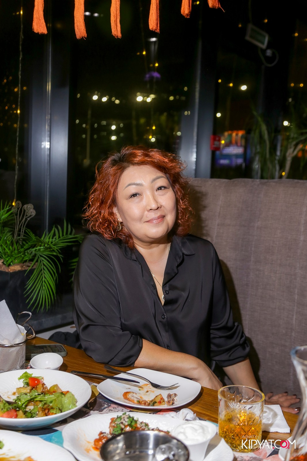 LIFE GRILL CAFE. КИПЯТКОМ АЛМАТЫ!