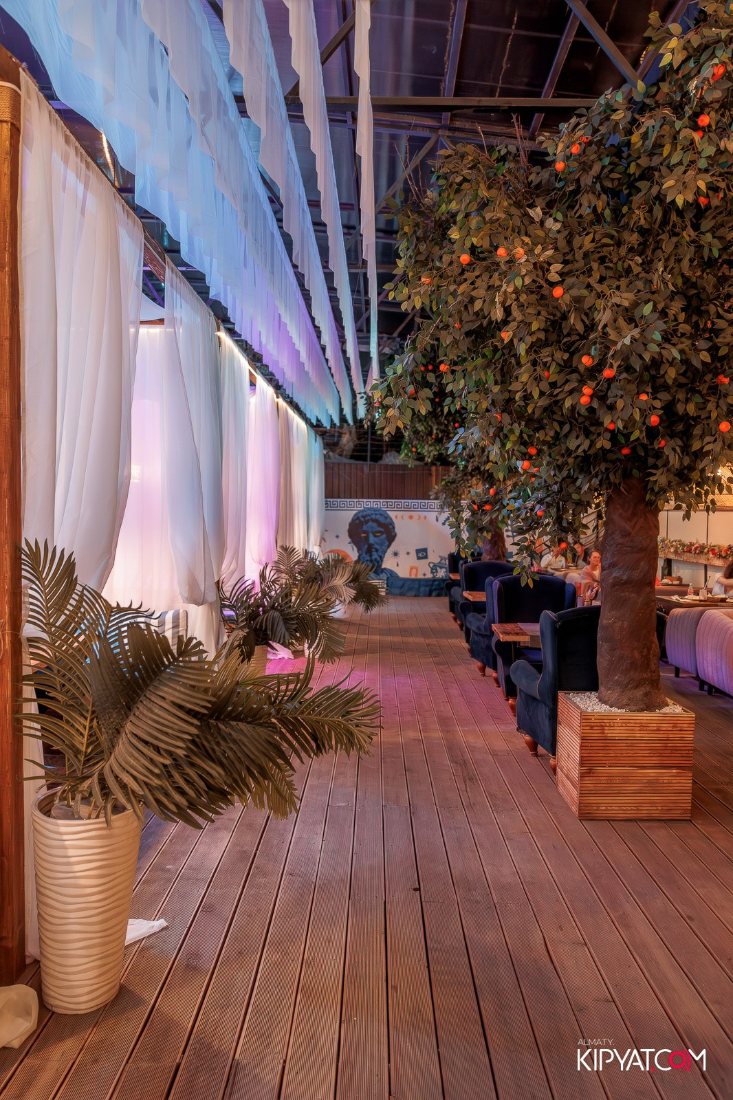 MYKONOS BAR. КИПЯТКОМ АЛМАТЫ!