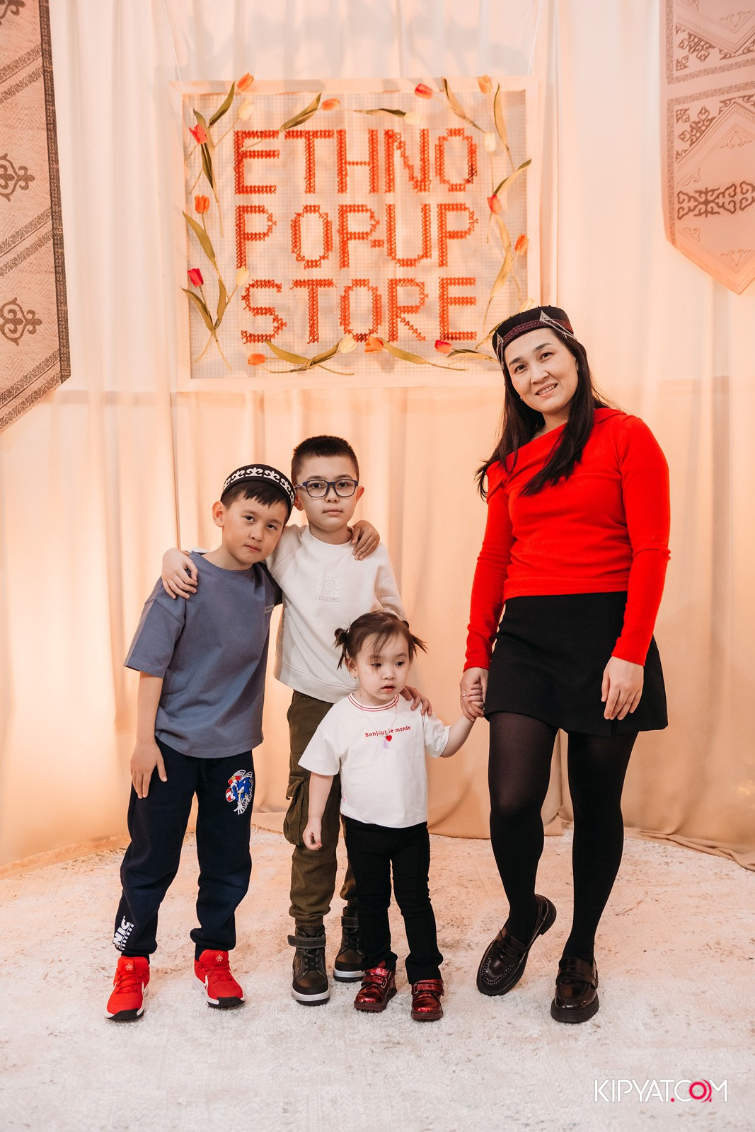 ETHNO POP-UP STORE NAURYZ B SADU ARENA. КИПЯТКОМ АЛМАТЫ!