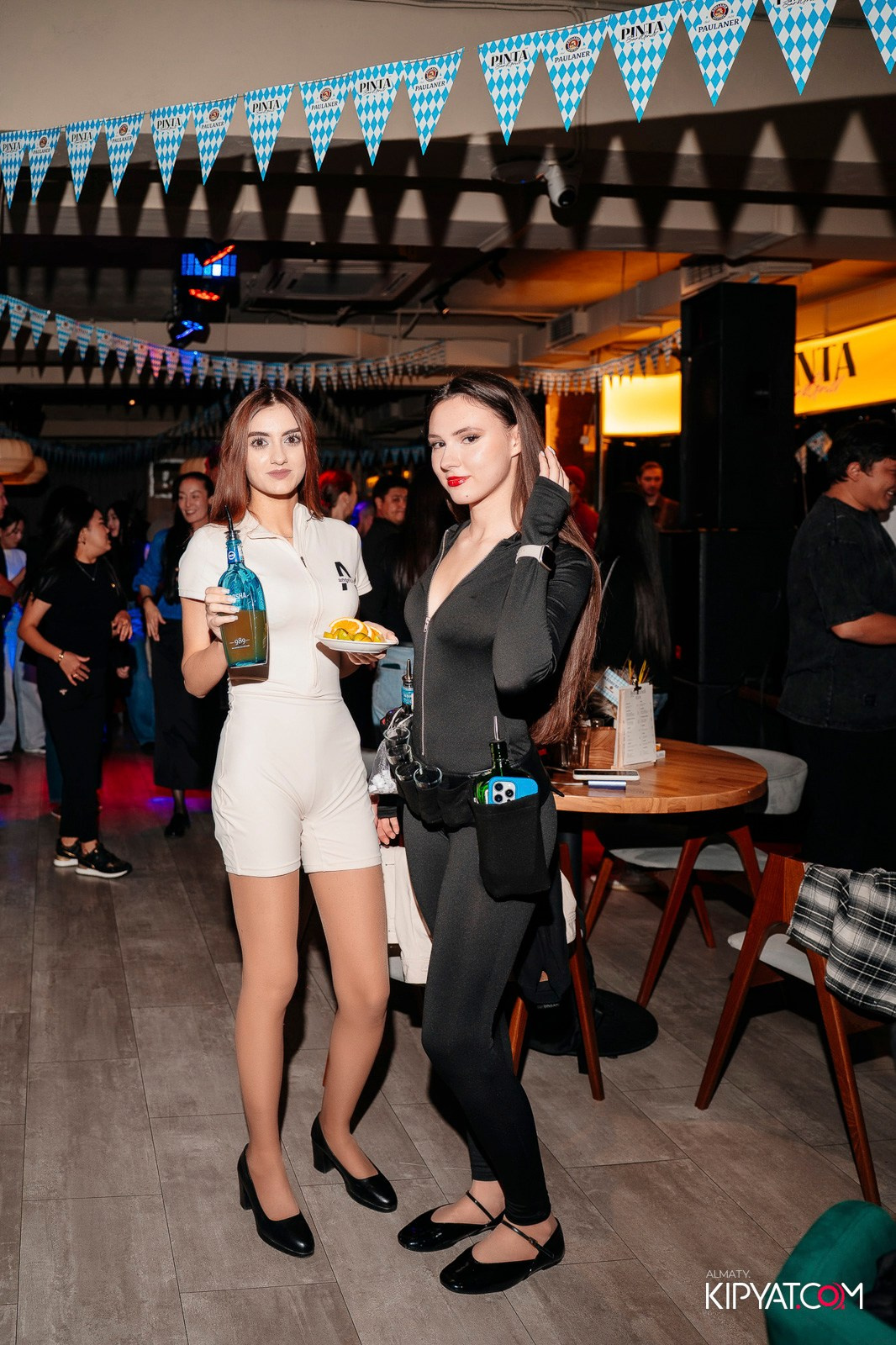 OKTOBERFEST — ПИНТА НА СЕЙФУЛЛИНА. КИПЯТКОМ АЛМАТЫ!