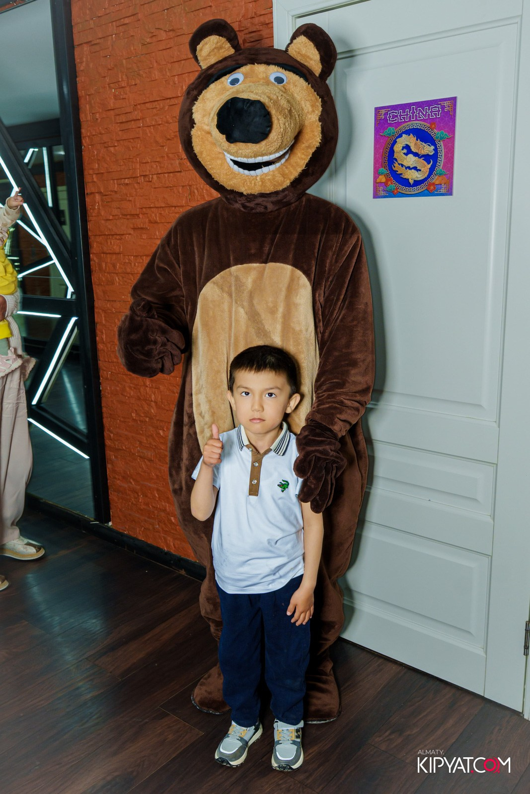 УХО И МЕДВЕДЬ НА САИНА. КИПЯТКОМ АЛМАТЫ!