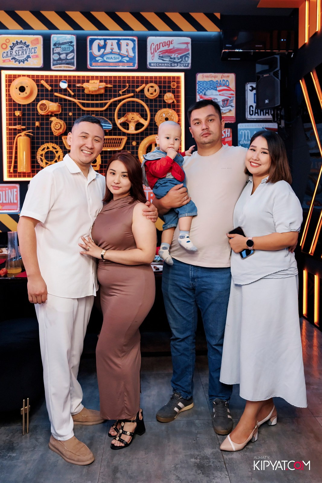 ЗАЯ, НА БИС. КИПЯТКОМ АЛМАТЫ!