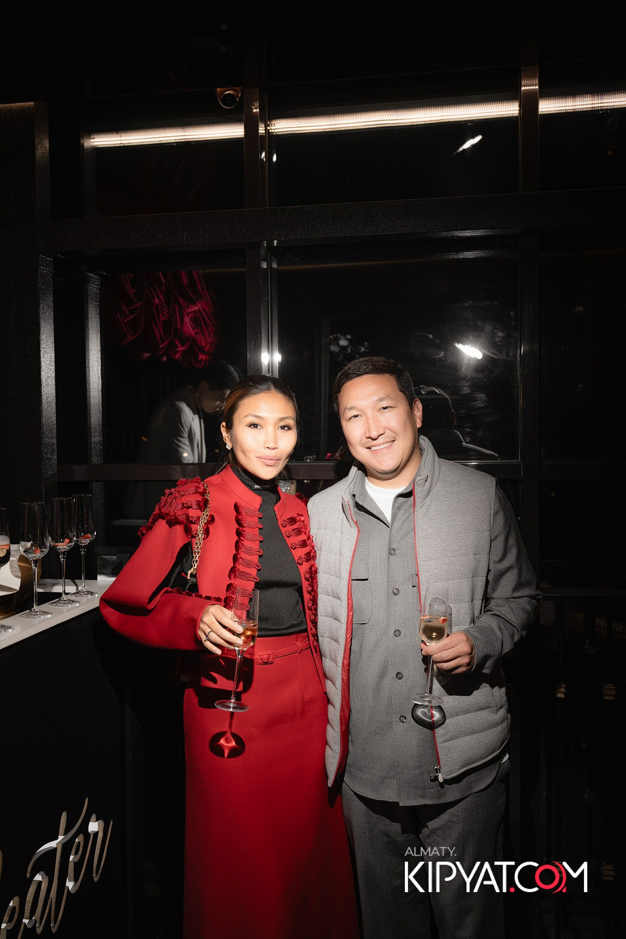 THE THEATER. КИПЯТКОМ АЛМАТЫ!