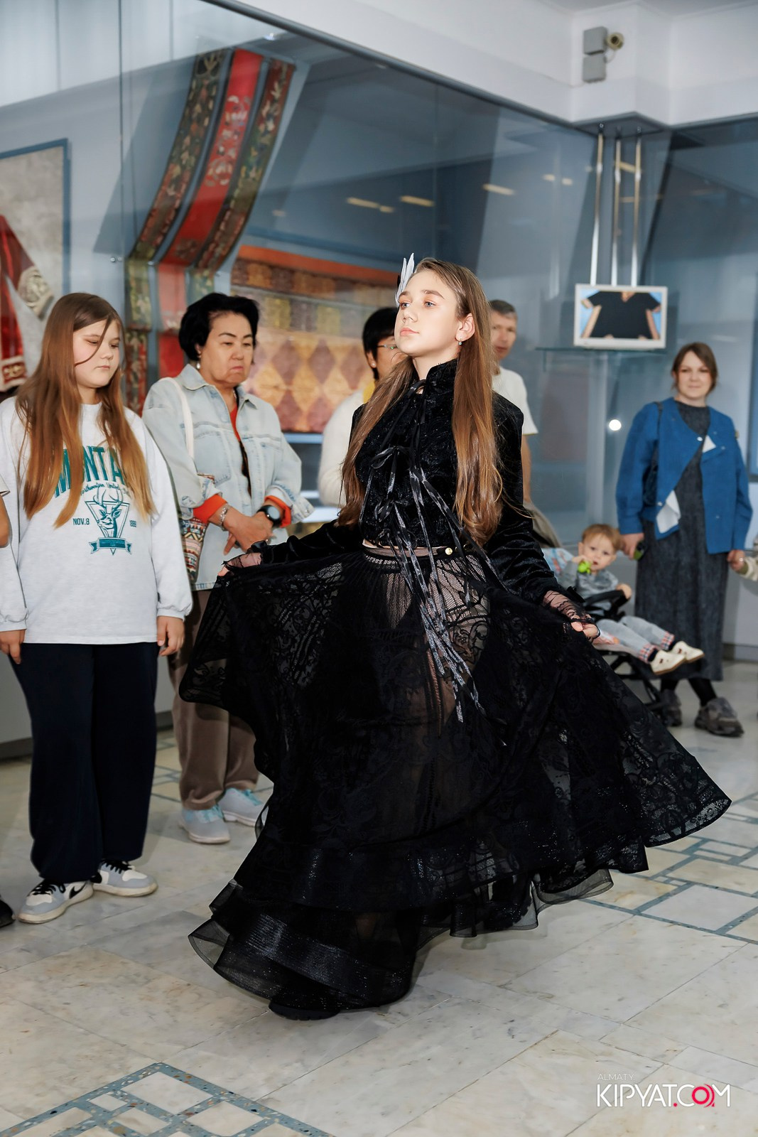 JUNIOR MODELS SHOW. ПЕРФОМАНС НОЧЬ В МУЗЕЕ. КИПЯТКОМ АЛМАТЫ! Фотосъемка мероприятий в Алматы