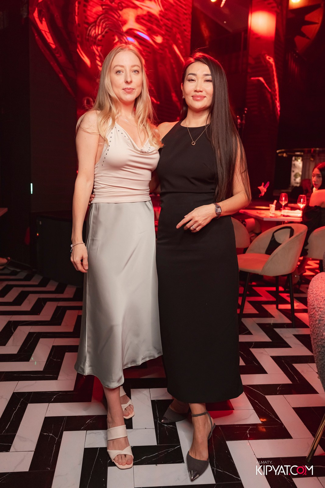 QUEEN. КИПЯТКОМ АЛМАТЫ!