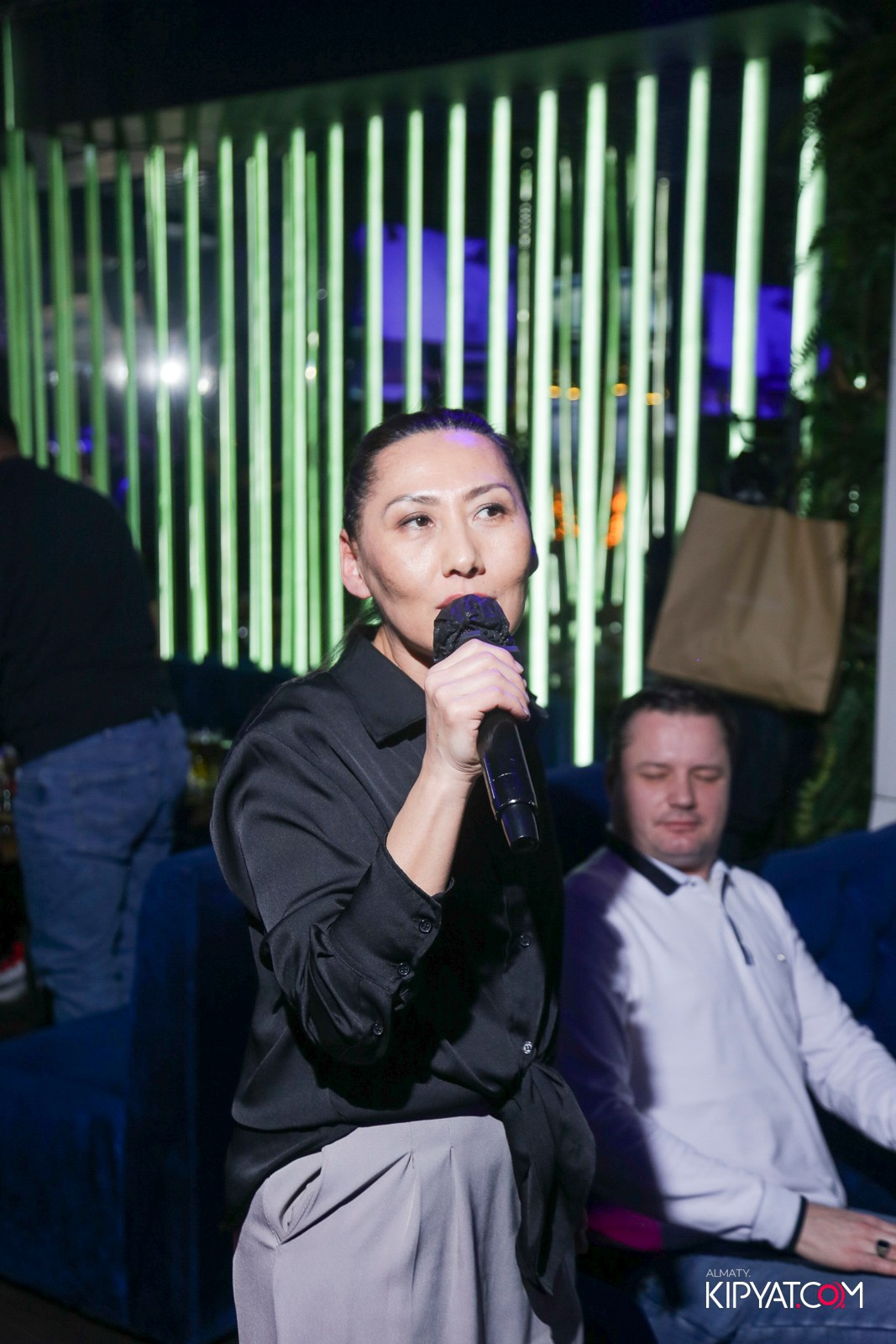 УХО И МЕДВЕДЬ НА САИНА. КИПЯТКОМ АЛМАТЫ! Фотосъемка мероприятий в Алматы