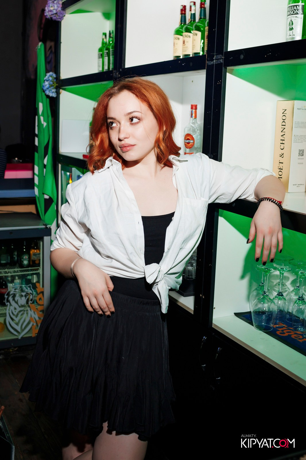 UYAT EMES BAR. КИПЯТКОМ АЛМАТЫ!