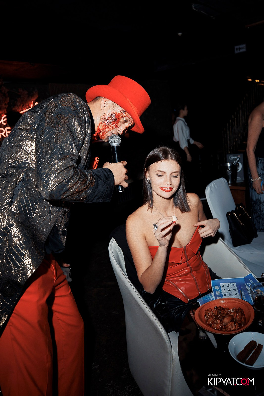 МУЗЫКАЛЬНОЕ ЛОТО В HIT RETRO. КИПЯТКОМ АЛМАТЫ!