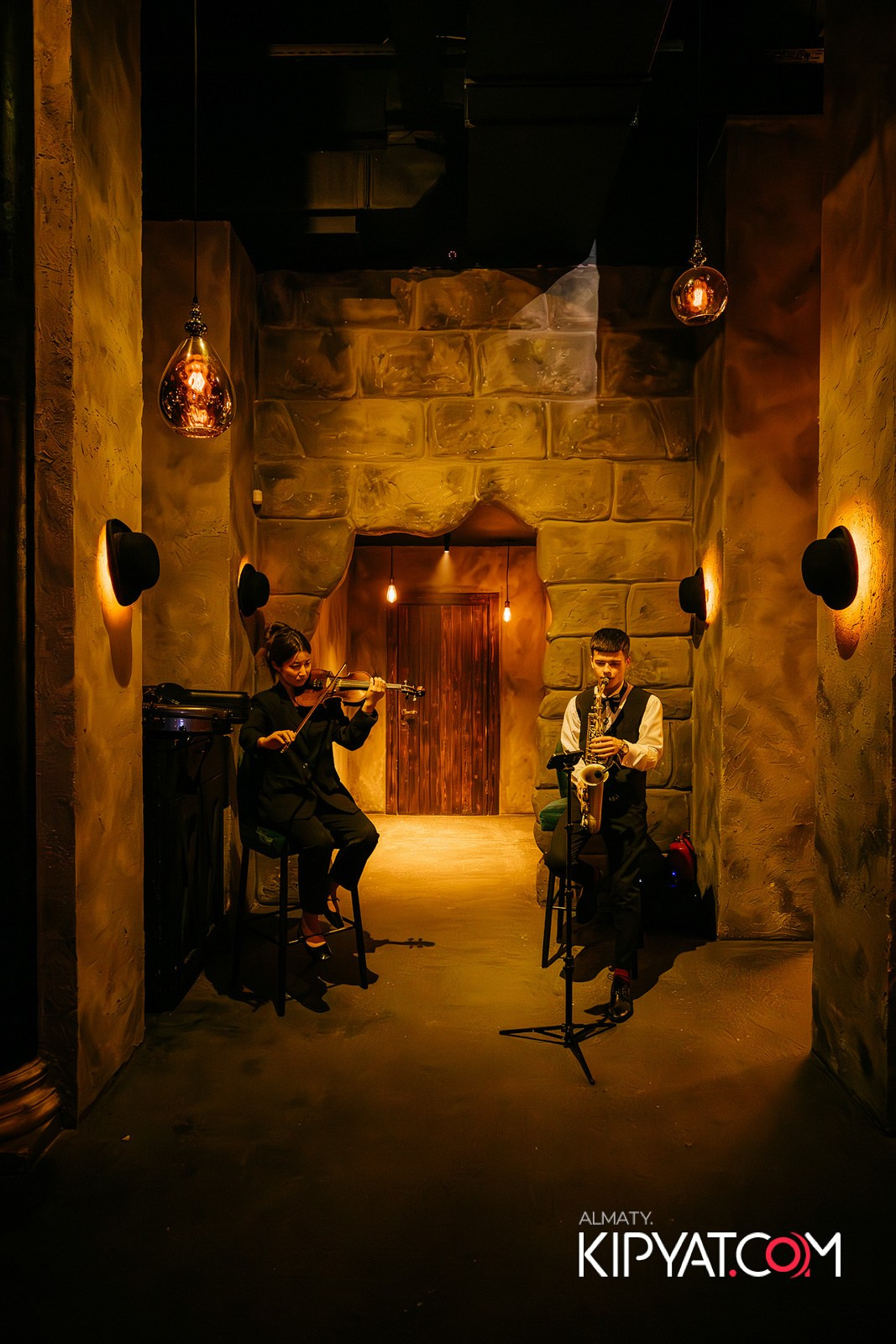 TANGIERS LOUNGE НА ПАНФИЛОВА. КИПЯТКОМ АЛМАТЫ! Фотосъемка мероприятий в Алматы