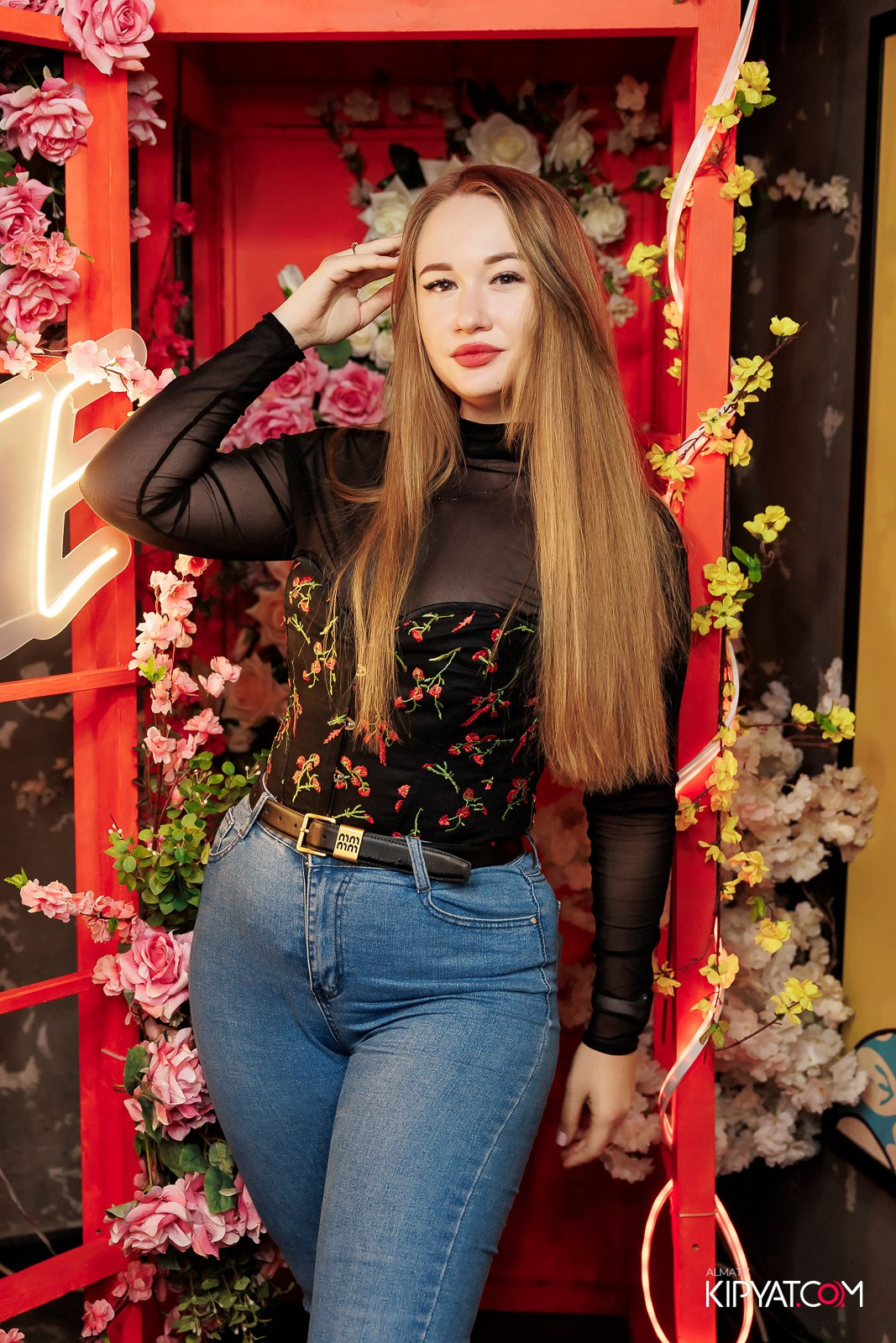 МУЗЫКАЛЬНОЕ ЛОТО В HIT RETRO. КИПЯТКОМ АЛМАТЫ! Фотосъемка мероприятий в Алматы