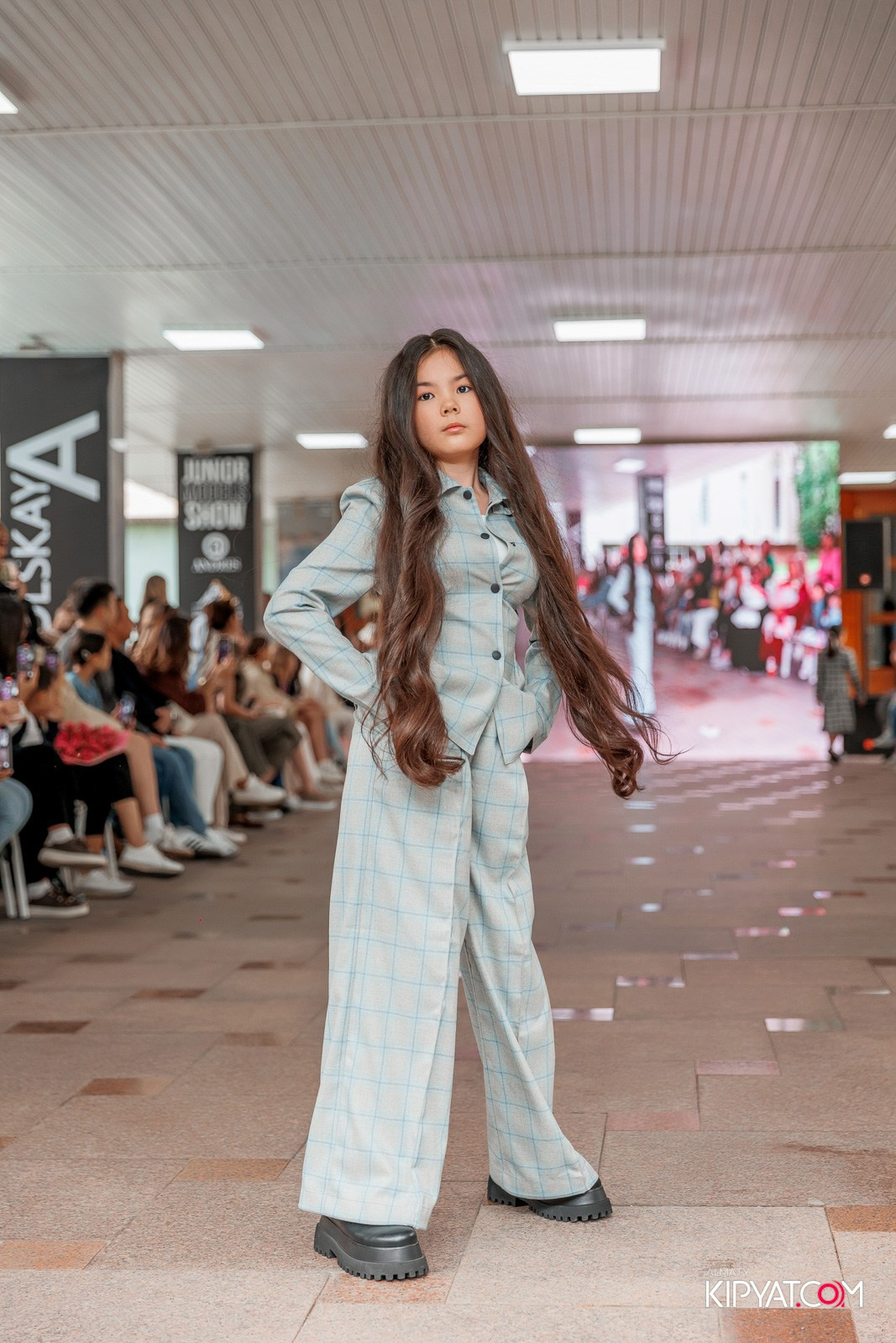 JUNIOR FASHION SHOW. КИПЯТКОМ АЛМАТЫ!