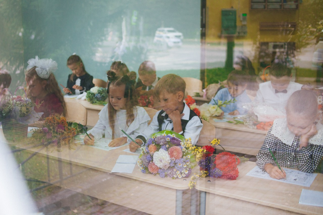 1 сентября в «Квадратике». Семейный фотограф во Всеволожске и Санкт-Петербурге Юлия Капустина