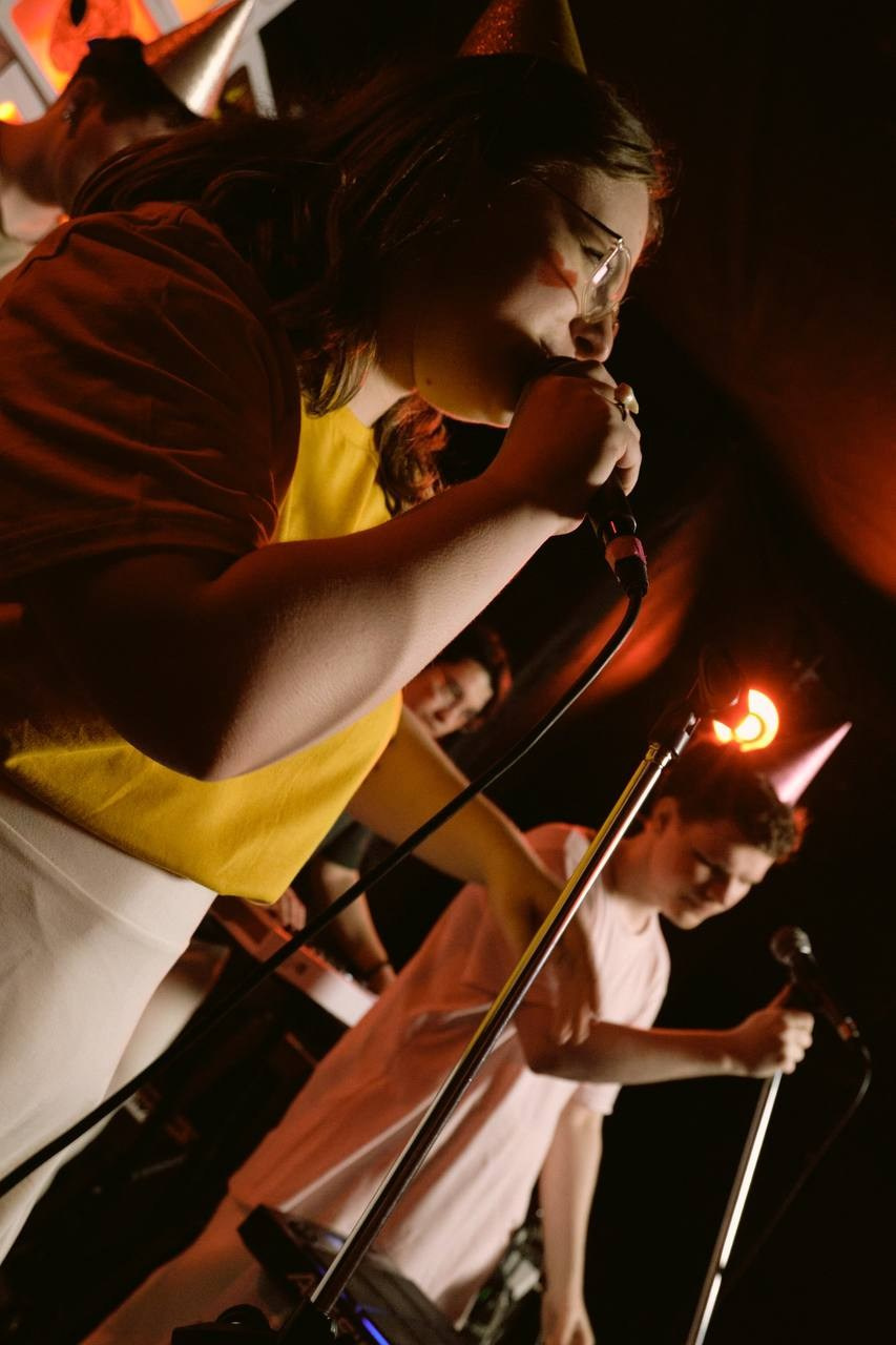 Concert photography Хватит Паясничать. Mixed media, портретный и репортажный фотограф Анна А