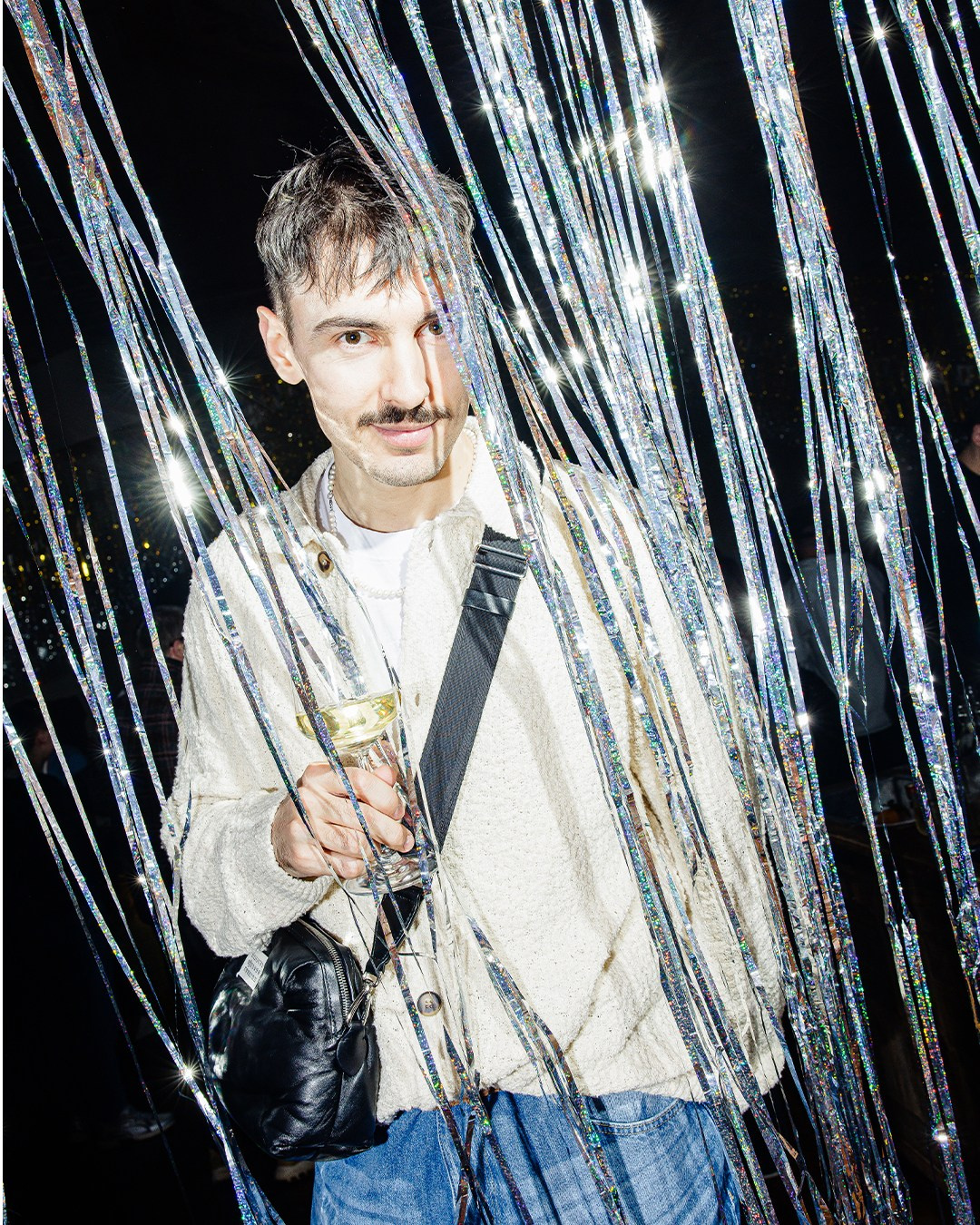 Саша Ваш на новогоднем корпоративе Medium Quality