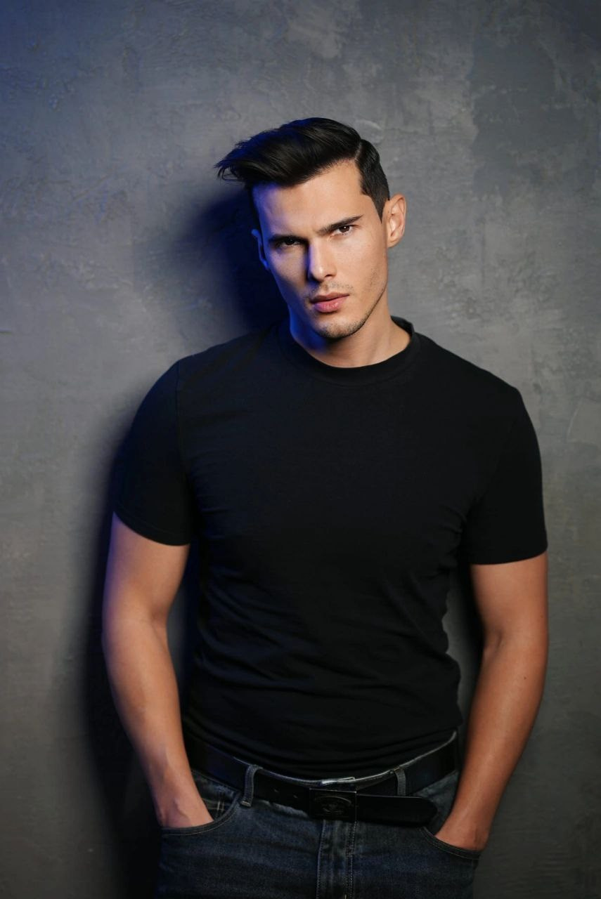 Иван, 184 см, 50-52. KED Production — продакшн из СПб. Создаём фото, видео и контент, который помогает брендам и селлерам продавать больше