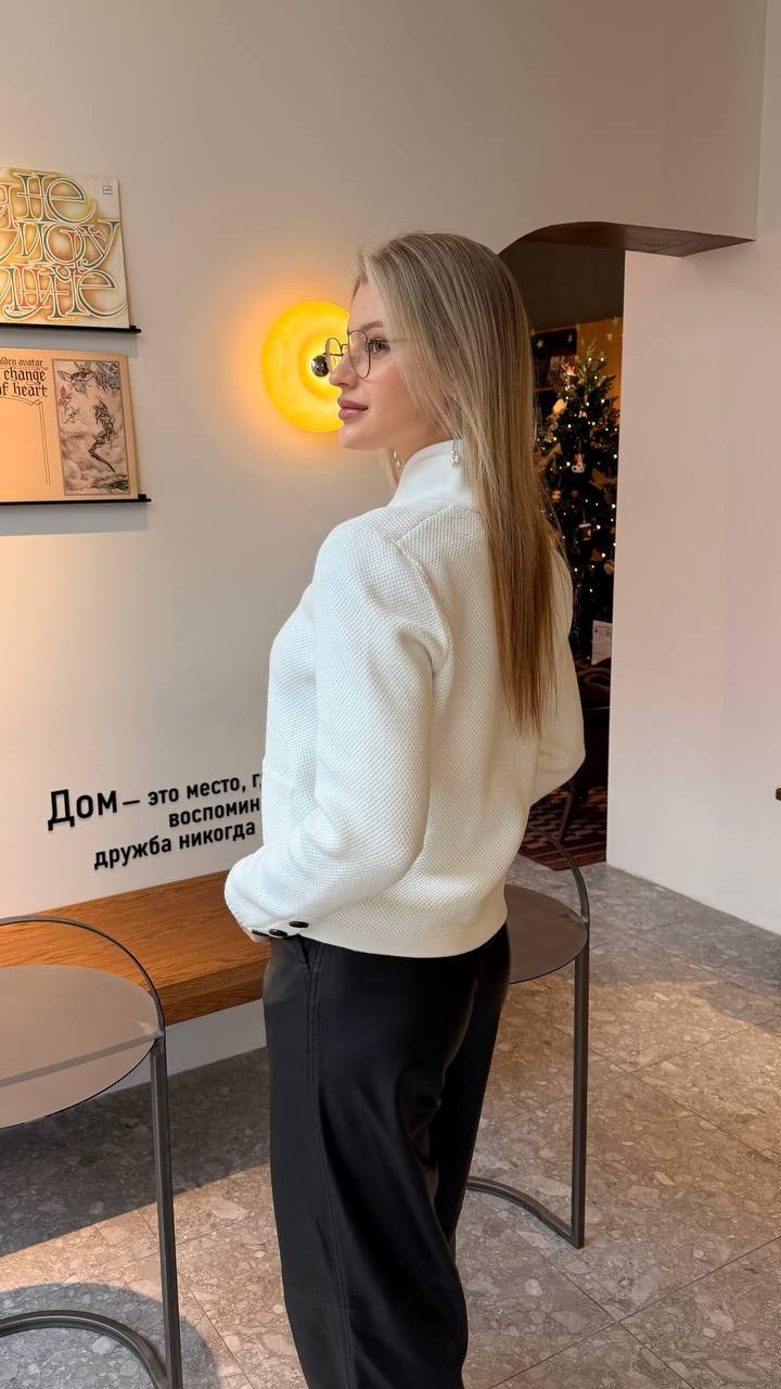 Вероника Д Размер S-М, Рост 168, Параметры 88/62/90. LUNAPRO Дом стильных, сборных и индивидуальных съемок для брендов