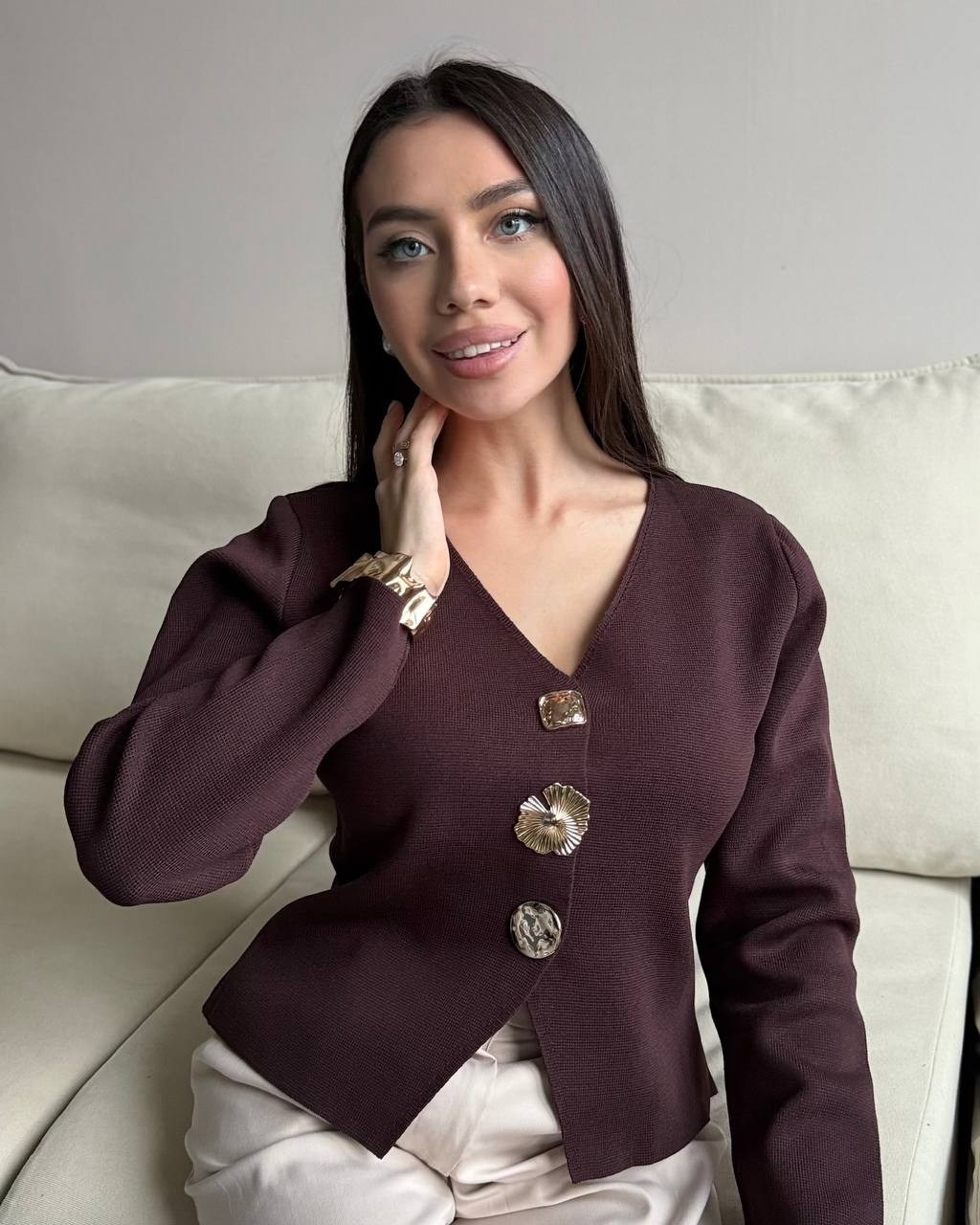 Регина К  Размер XS. Рост 158 см Параметры 85/62/86. LUNAPRO Дом стильных, сборных и индивидуальных съемок для брендов