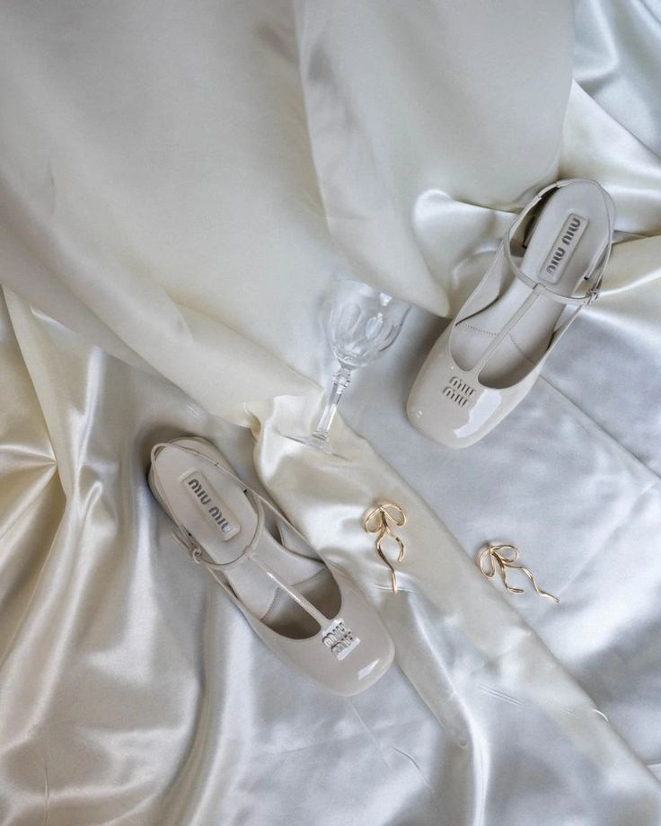 Образ невесты. Платье, макияж и укладка. Валеева Виктория | Свадебный фотограф в Ростове-на-Дону и Москве