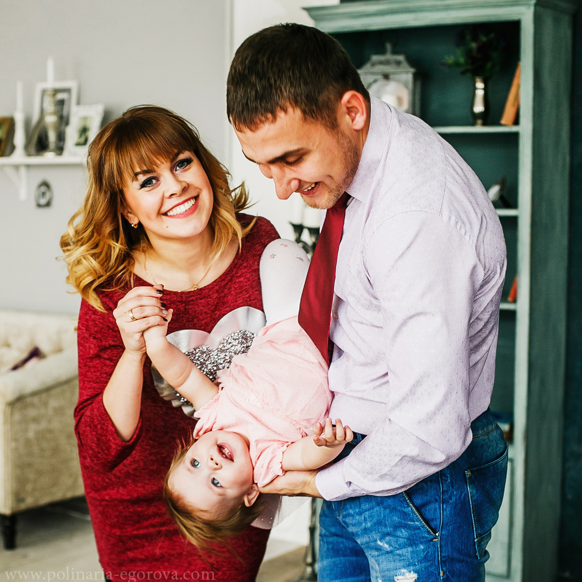 Алиса и родители. Фотограф Полина Егорова город Тюмень