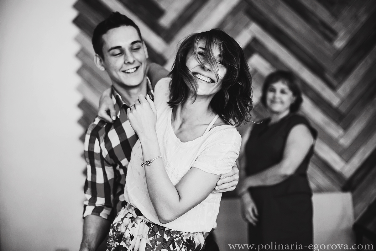 Яна дома. С семьей. Фотограф Полина Егорова город Тюмень