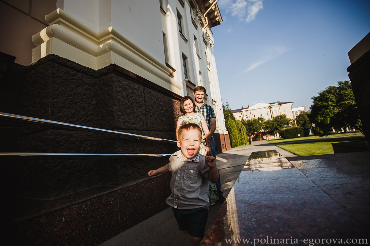 Гриша и родители. Фотограф Полина Егорова город Тюмень