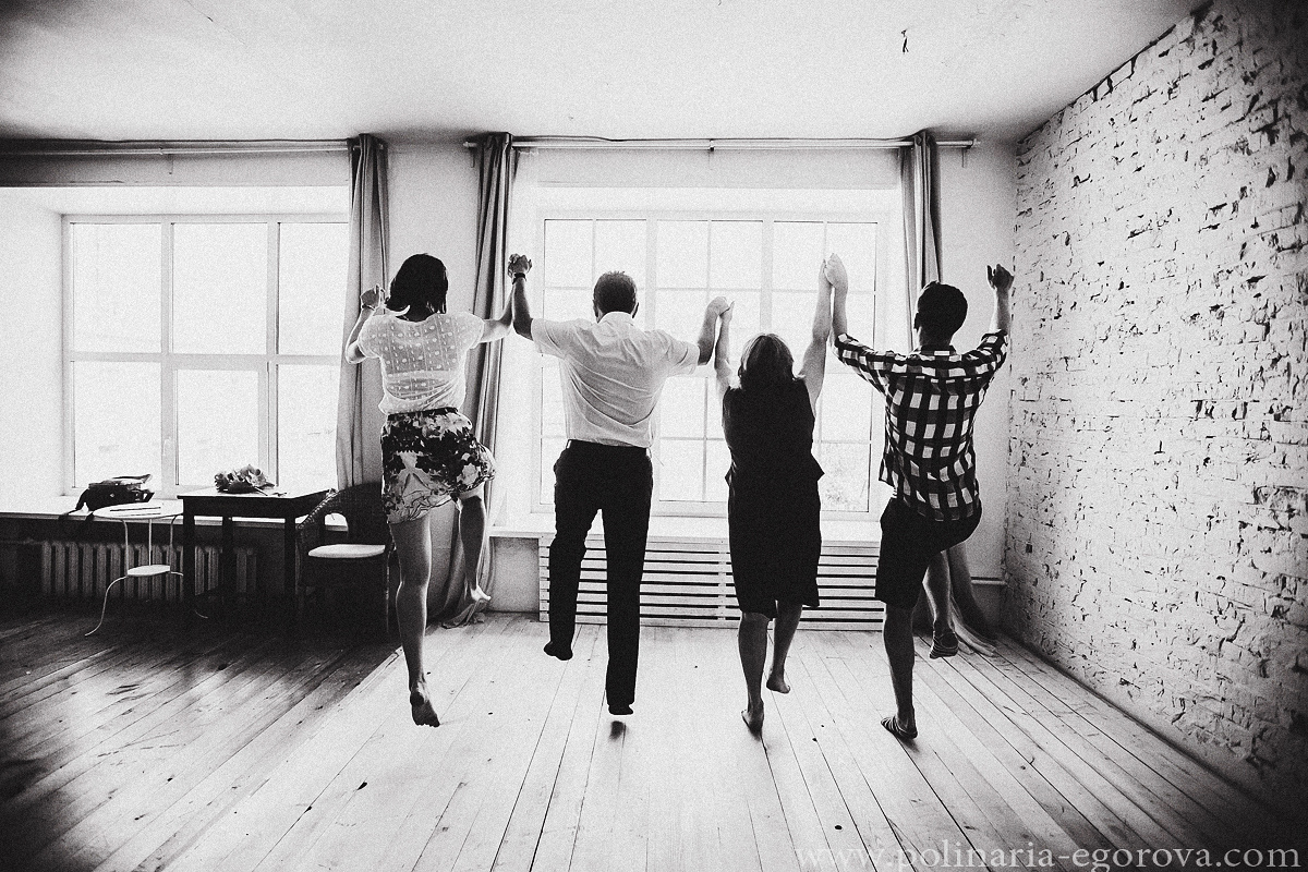 Яна дома. С семьей. Фотограф Полина Егорова город Тюмень