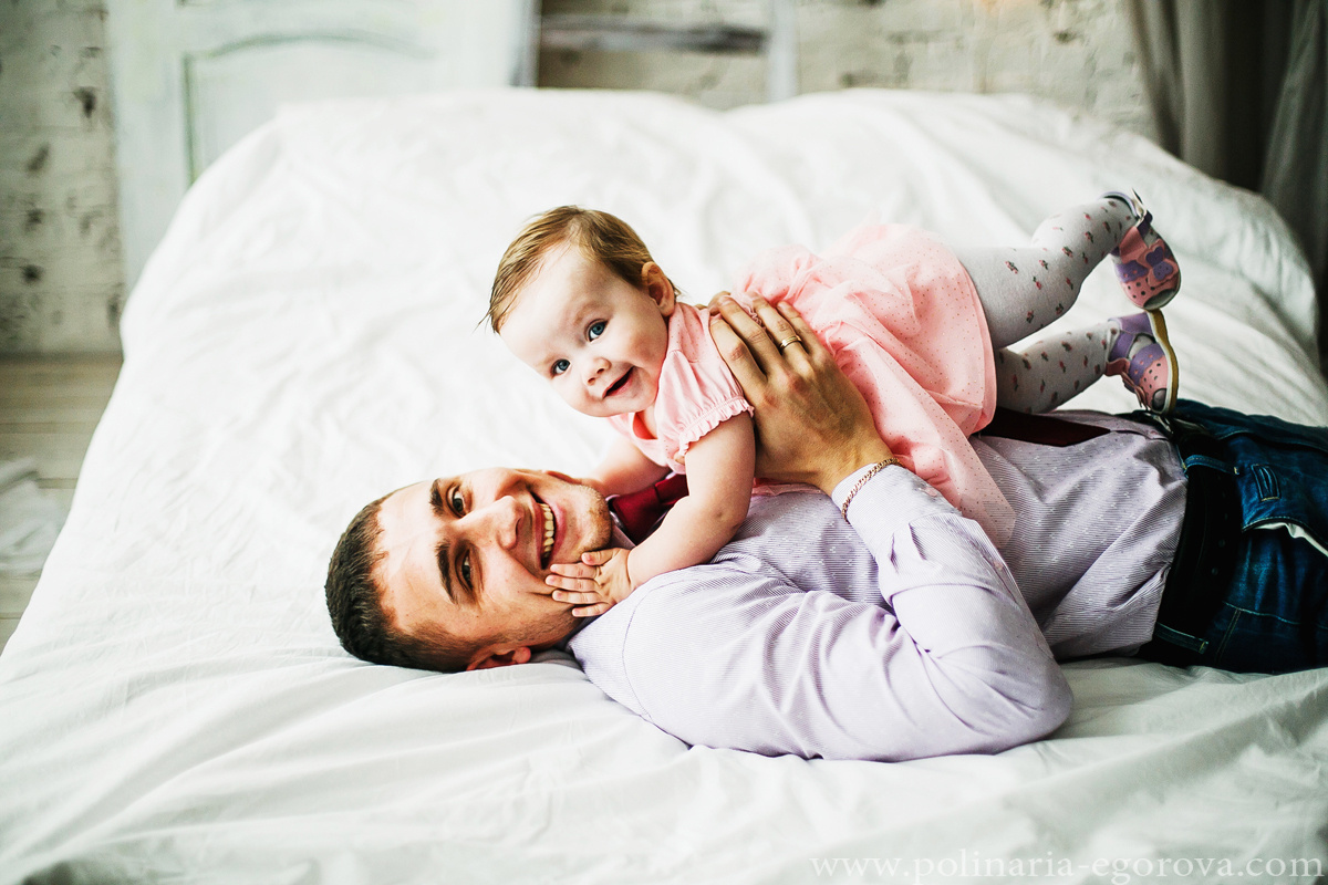 Алиса и родители. Фотограф Полина Егорова город Тюмень