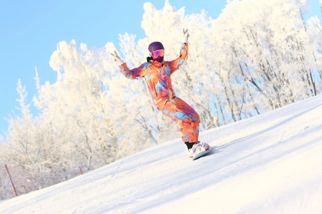 `Фото с горнолыжки Степаново | Проффото на Игоре онлайн | Смотри фото с Волен сразу | Купить фото со склона мгновенно | Фотограф Степаново Игора Волен | Фотосессия на склоне – заказать | Галерея фото с катания Игора | Ваши фото с Волен: найти и скачать | Онлайн просмотр фото с горнолыжки | Забрать фото после спуска  #snowphoto #фото_склон #Степаново #Игора #Волен #фото_онлайн #купить_фото #горнолыжный_фотограф #фото_с_горы #моментальные_фото