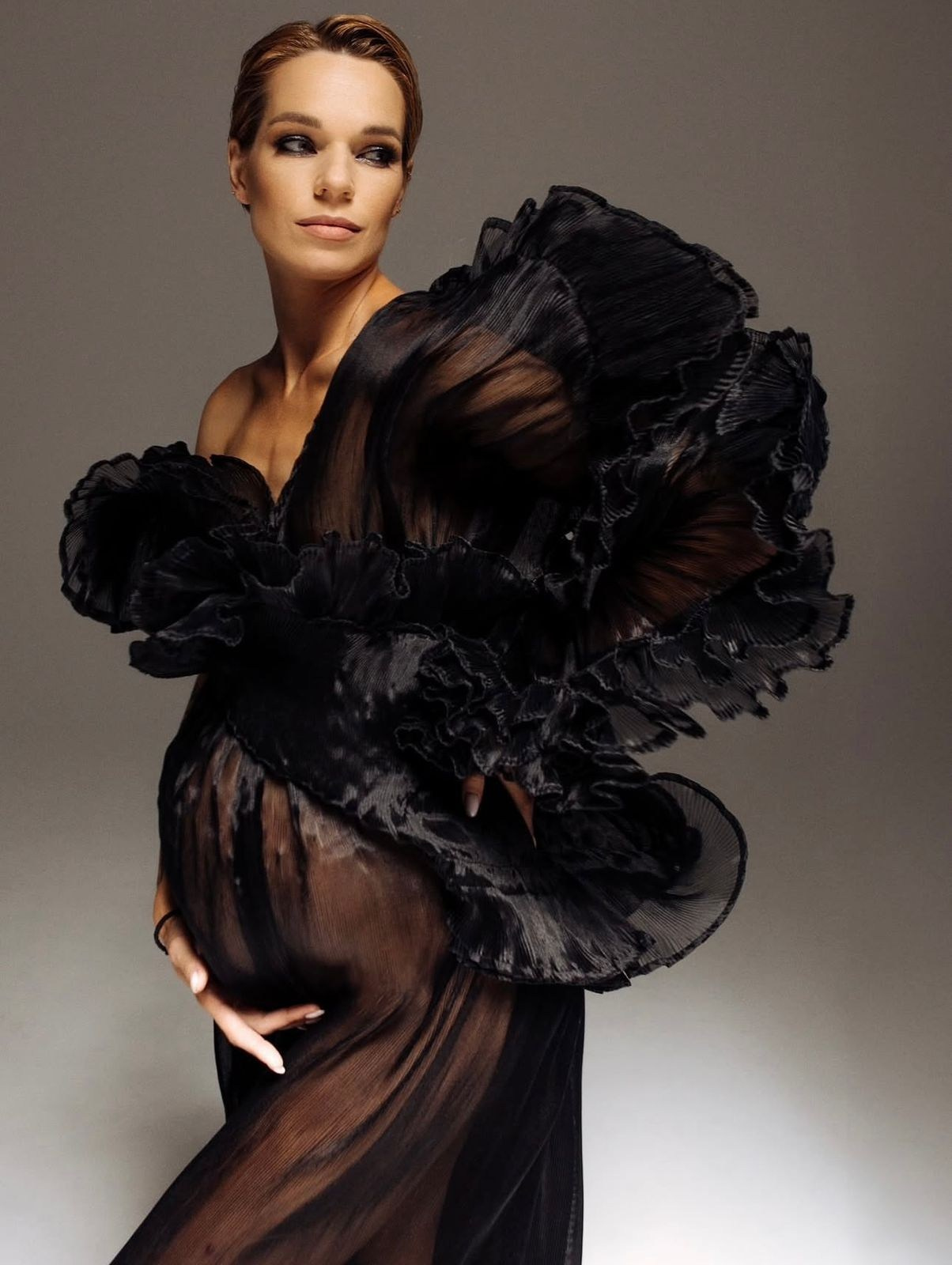 Съемочный гардероб. Женский и newborn фотограф Айжан Шарафи в Алматы