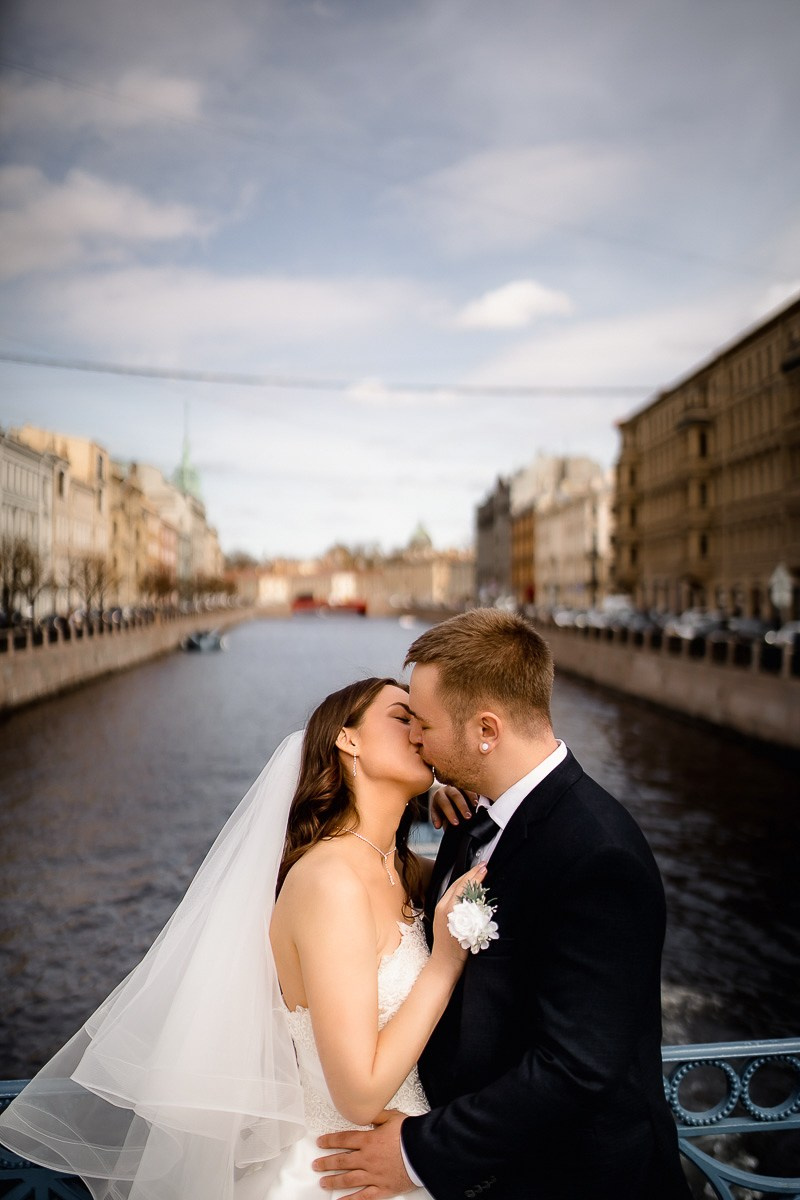 Как получить естественные эмоции на свадебной съёмке: минимальная постановка, максимум жизни. Свадебный фотограф — Санкт-Петербург (СПб) Питер