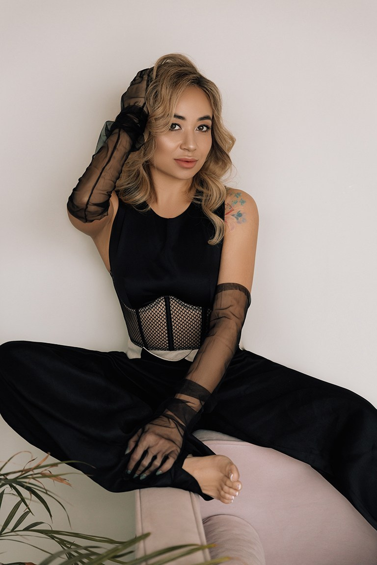 Фотосессии. Студия визажистов, стилистов по прическам, бровистов и мастеров по ресницам