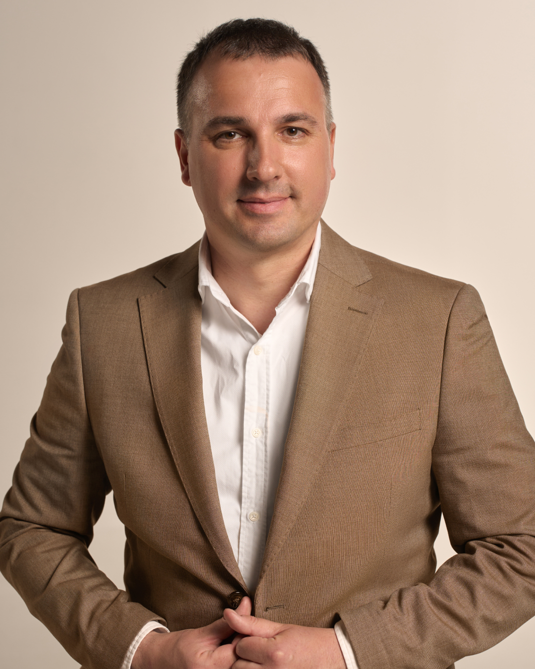 Dahlia Cosmetics. Антон Вельт, арт-директор, фотограф