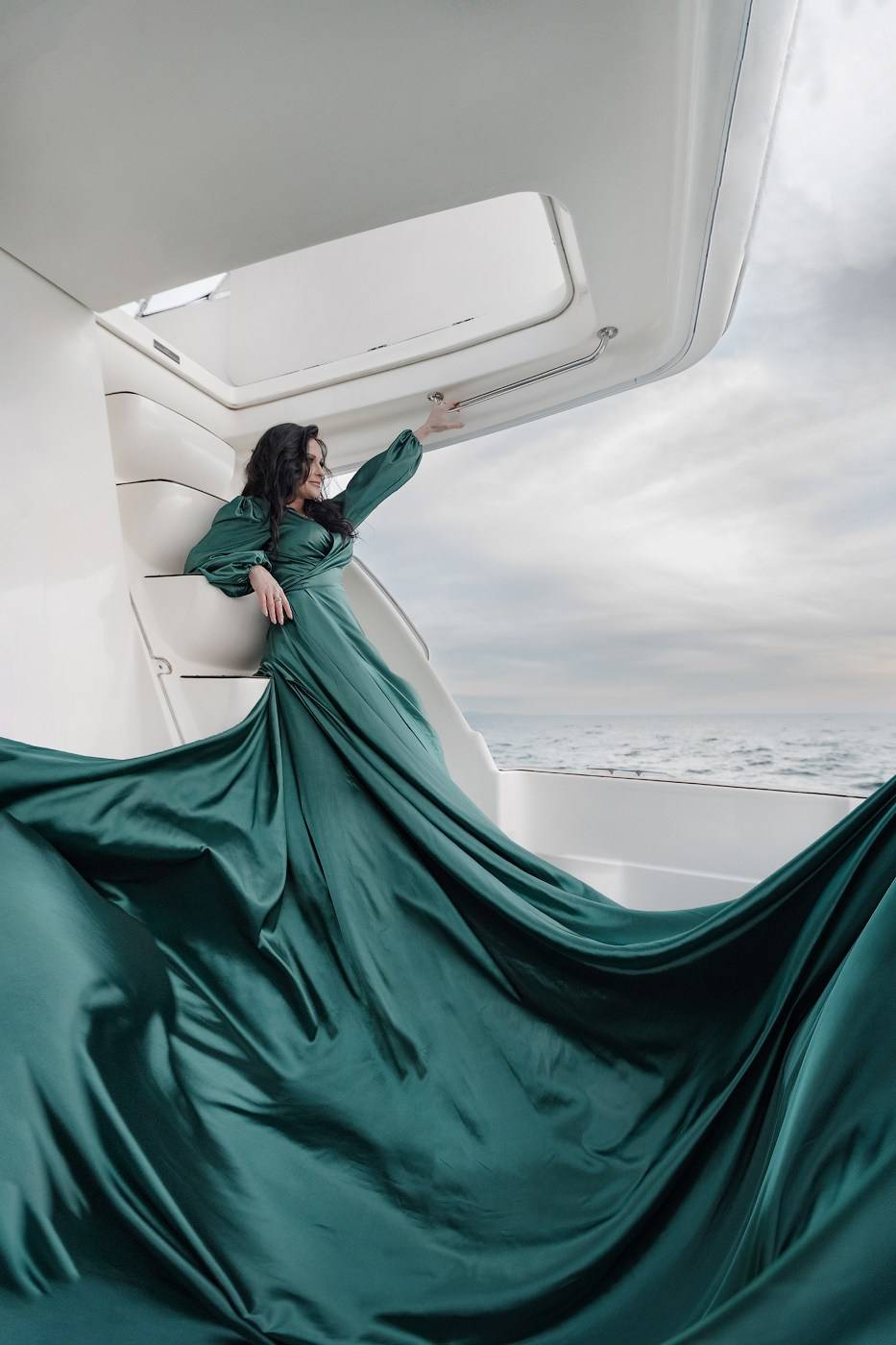 Женский портрет на природе в Сочи. Профессиональный фотограф в Сочи Виктория Джой. Обучение