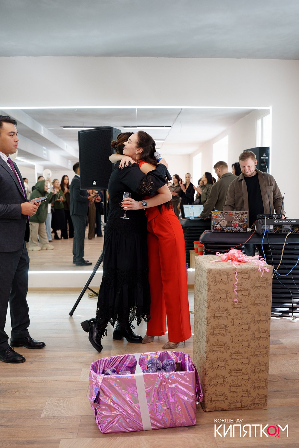 JUFIT ФИТНЕСС ЗАЛ. КИПЯТКОМ КОКШЕТАУ