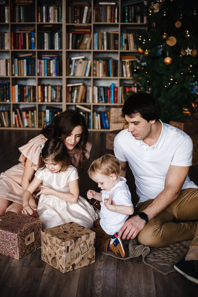 Никита, Карина, Николь и Дэниел. Семейный фотограф Николаева Ольга