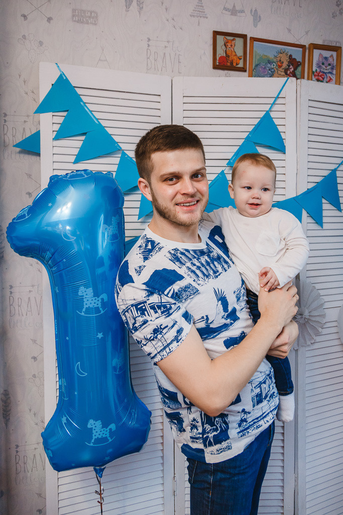 Годовасие Артема. Семейный фотограф Николаева Ольга