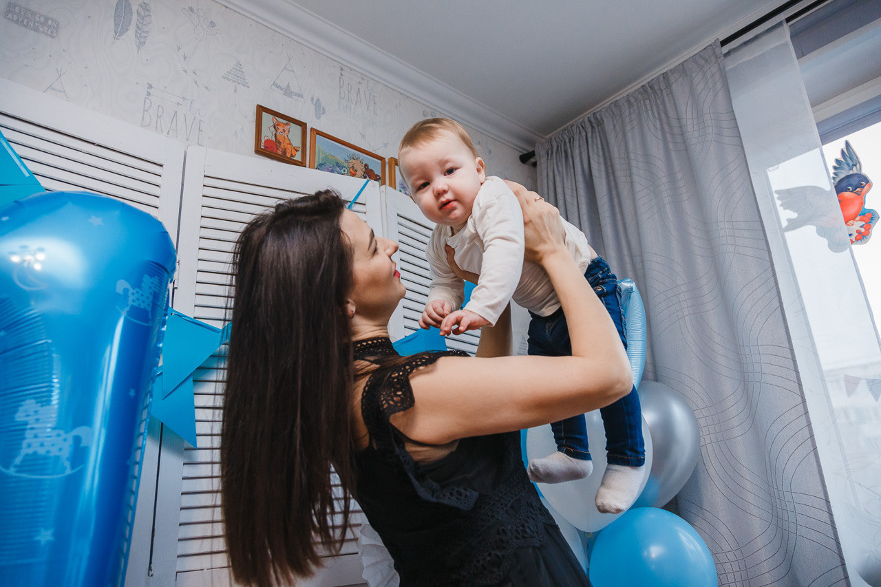 Годовасие Артема. Семейный фотограф Николаева Ольга