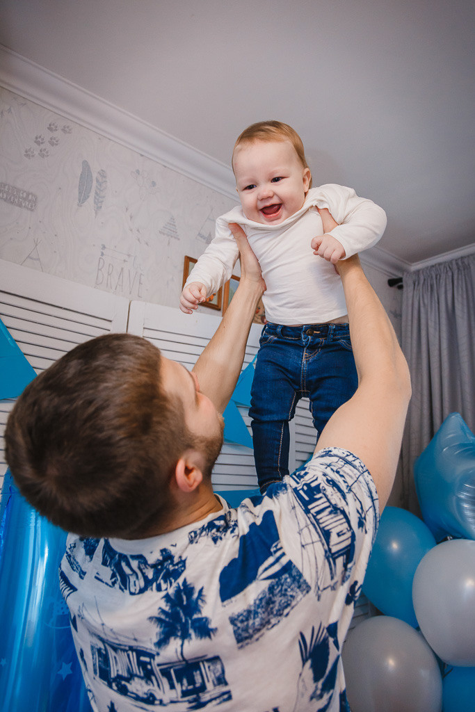 Годовасие Артема. Семейный фотограф Николаева Ольга