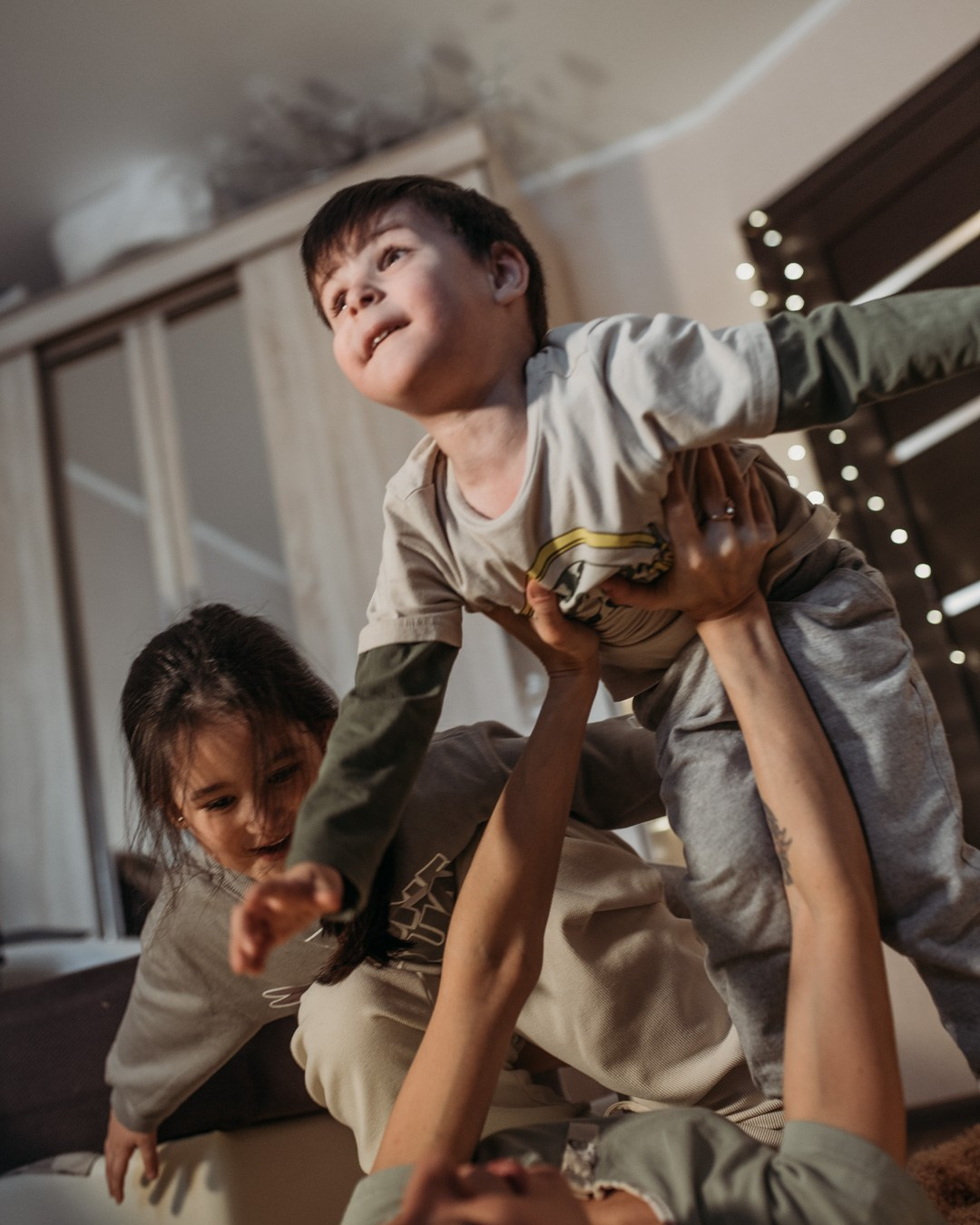 Новогодняя: Рита, Тигран и Регина. Фотограф г. Хабаровск