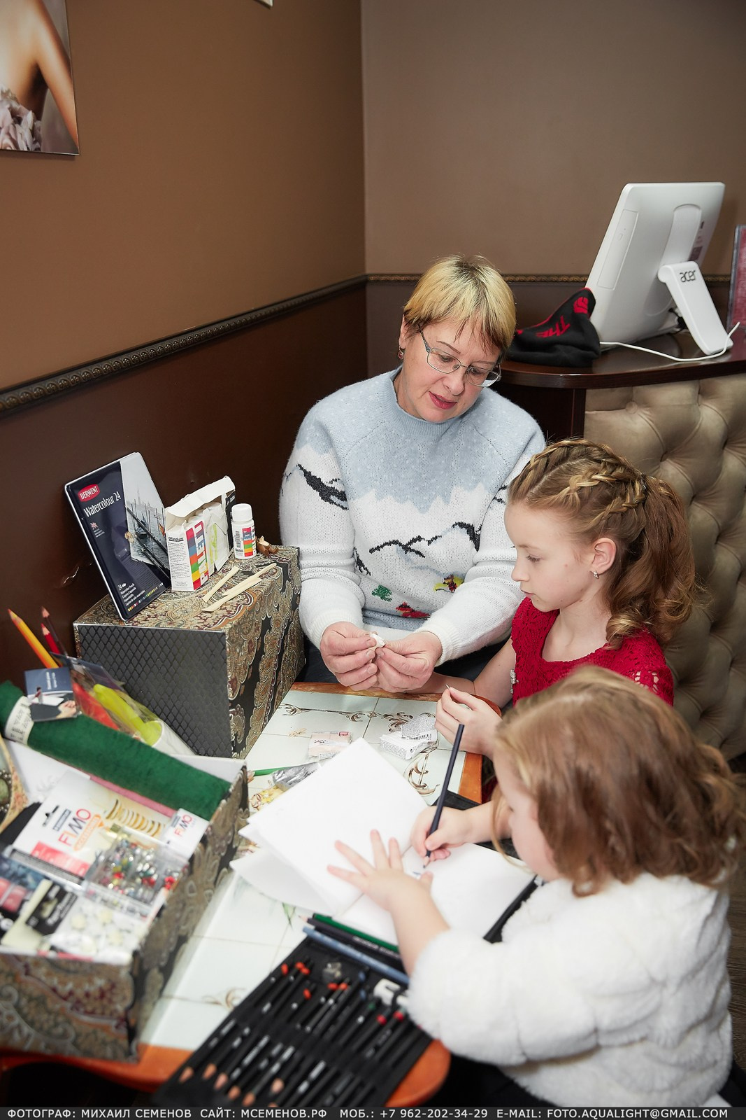 Рекламная фотосъемка для маникюрного и массажного салона «RELAX» Фотограф в Ярославле Михаил Семенов