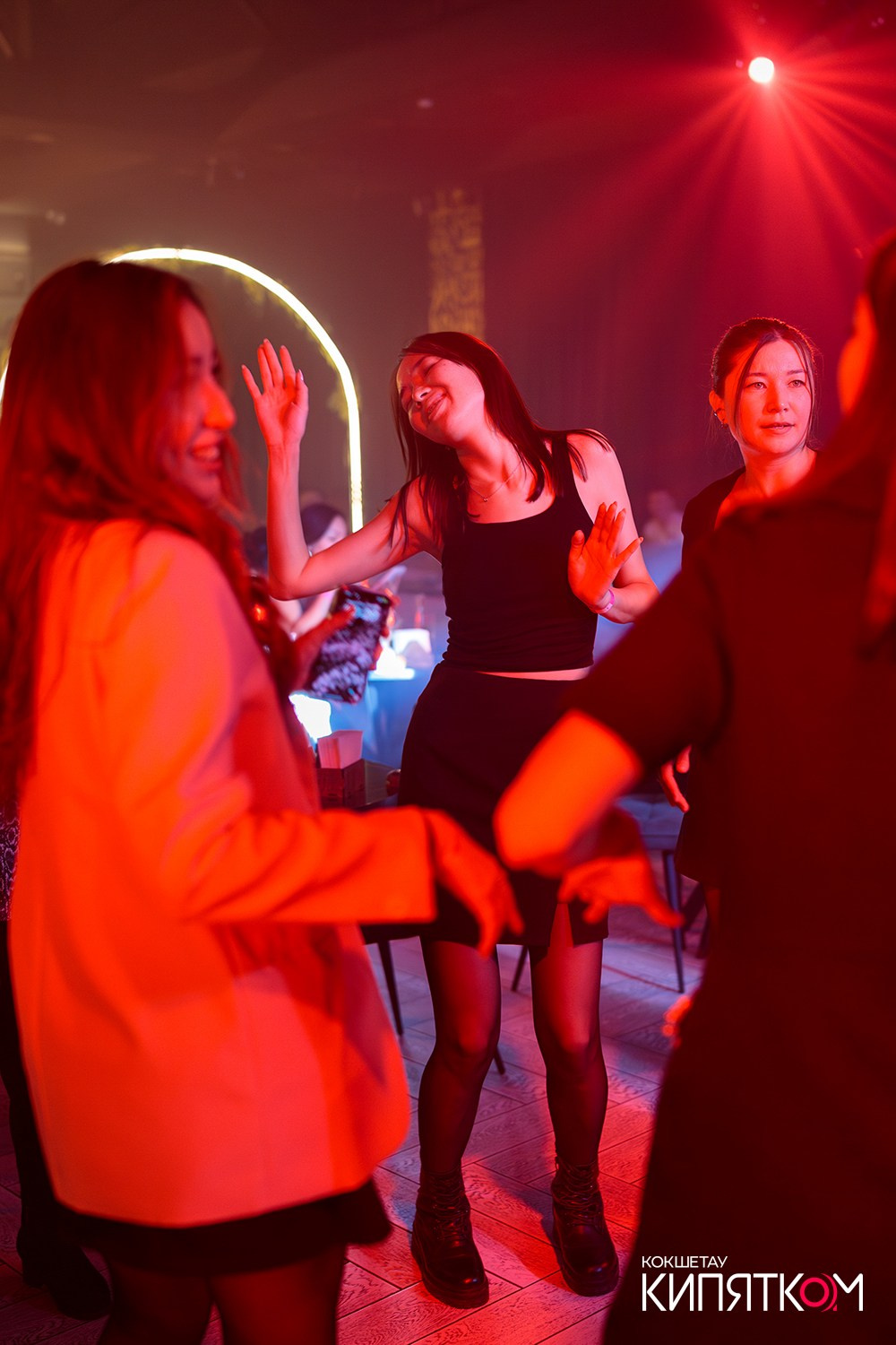 NE BRUKLIN. КИПЯТКОМ КОКШЕТАУ