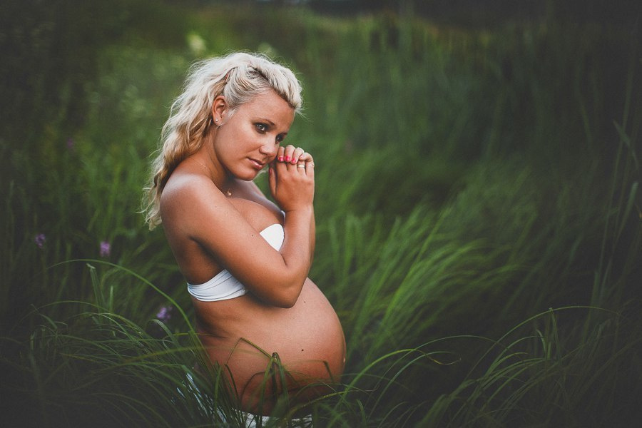 В ожидании. Свадебный и семейный фотограф в Екатеринбурге Михаил Лежнев