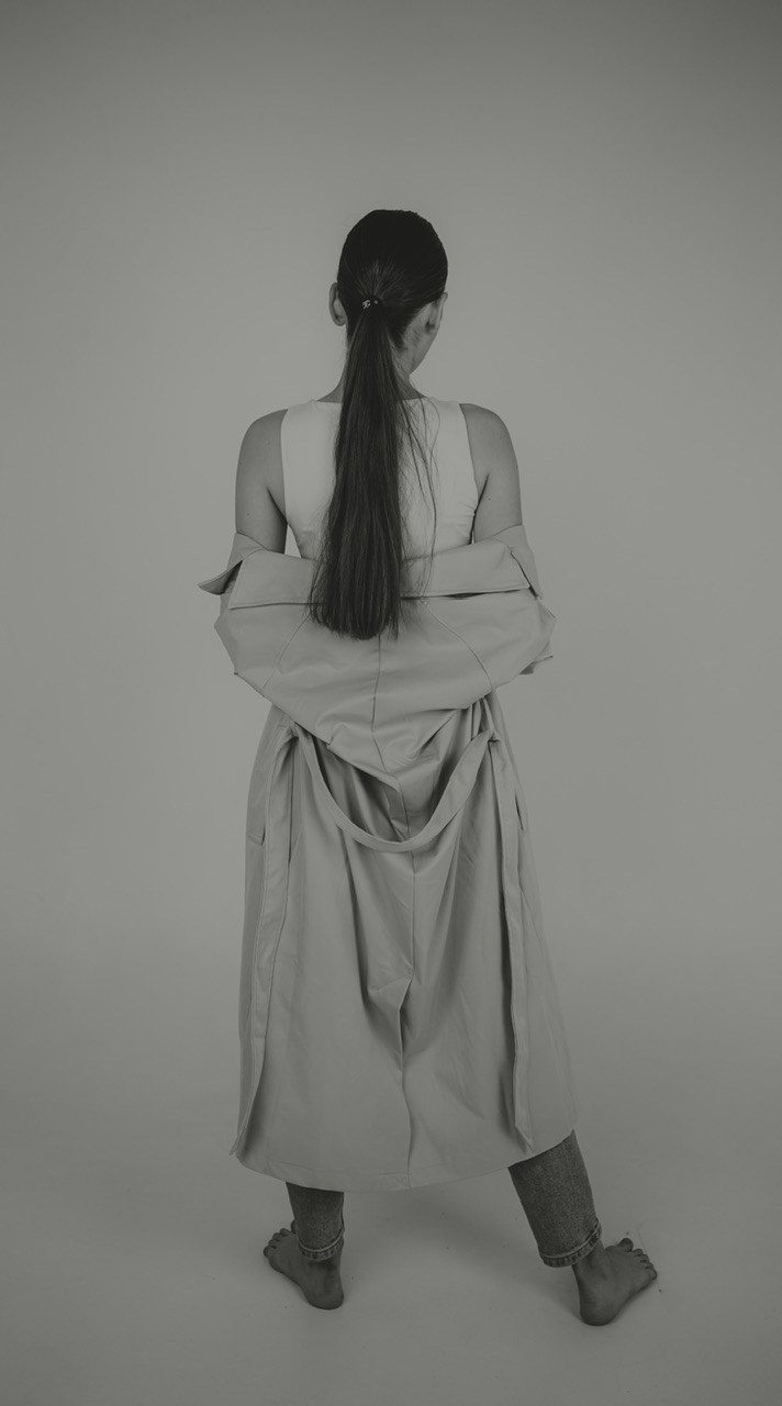 Черно-белая фотосессия на циклораме в фотостудии Новочеркасска «Рафинад». Свадебный фотограф в Ростове-на-Дону. Таинство Крещения и Венчания, семейные фотосессии. Алёна Чёботова