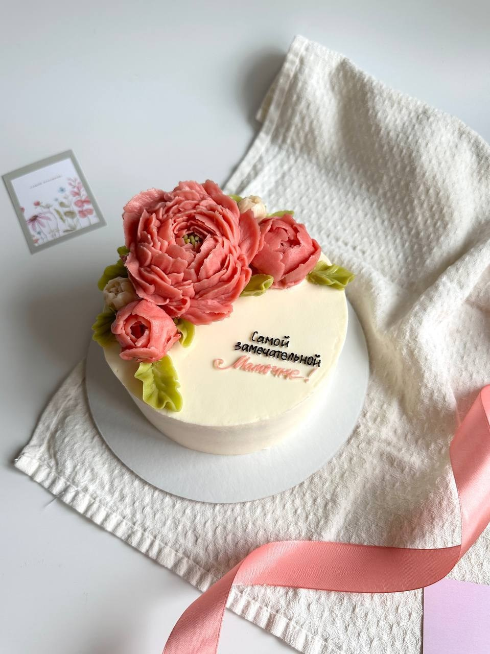 Работы учениц. Аникина Юлия / Кремовая флористика в корейской технике