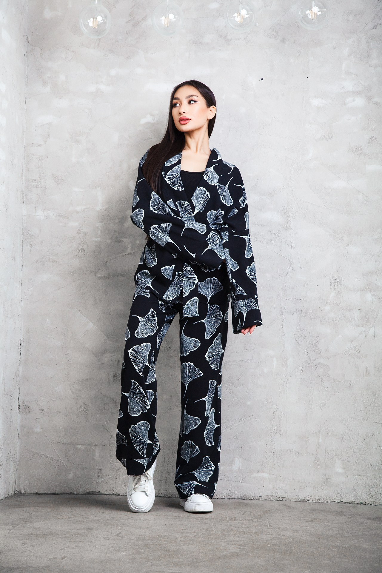 Реклама женской одежды. Натан Супервайзер по Продакшену