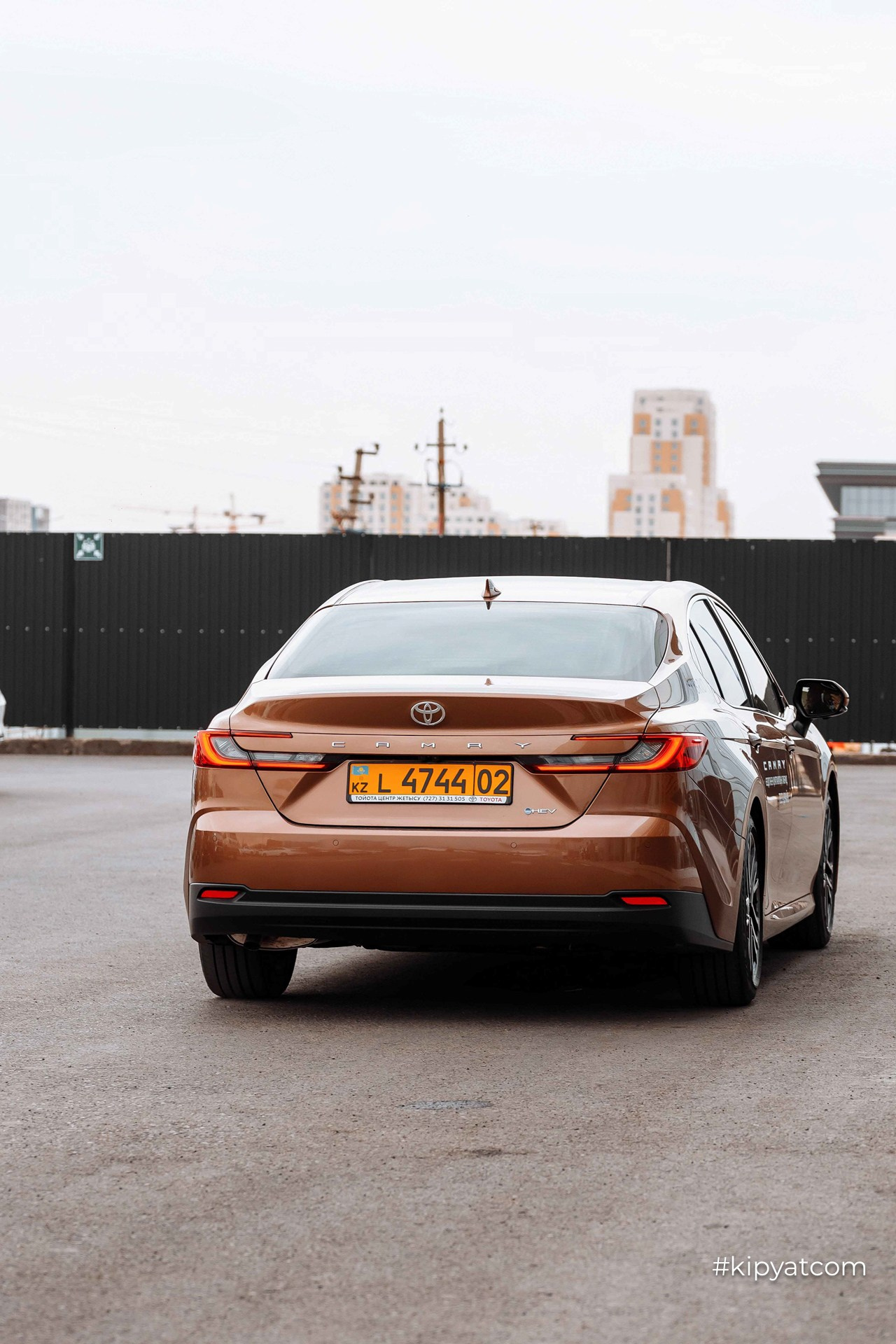 Test Drive TOYOTA CAMRY 80